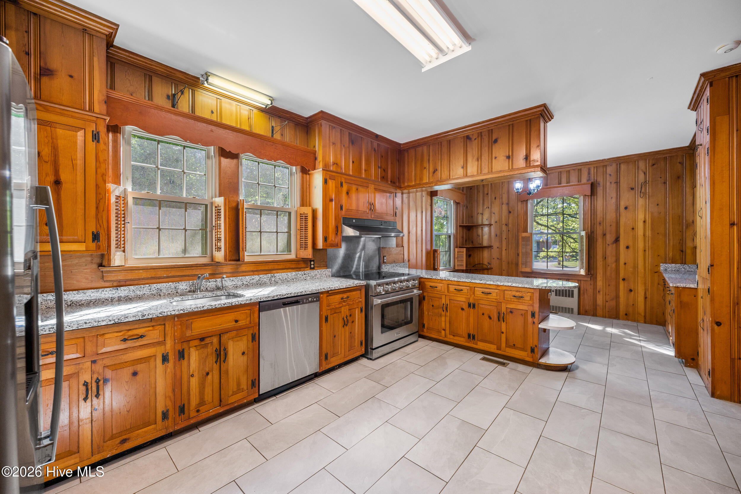 306 S Howard Circle Property Photo 10