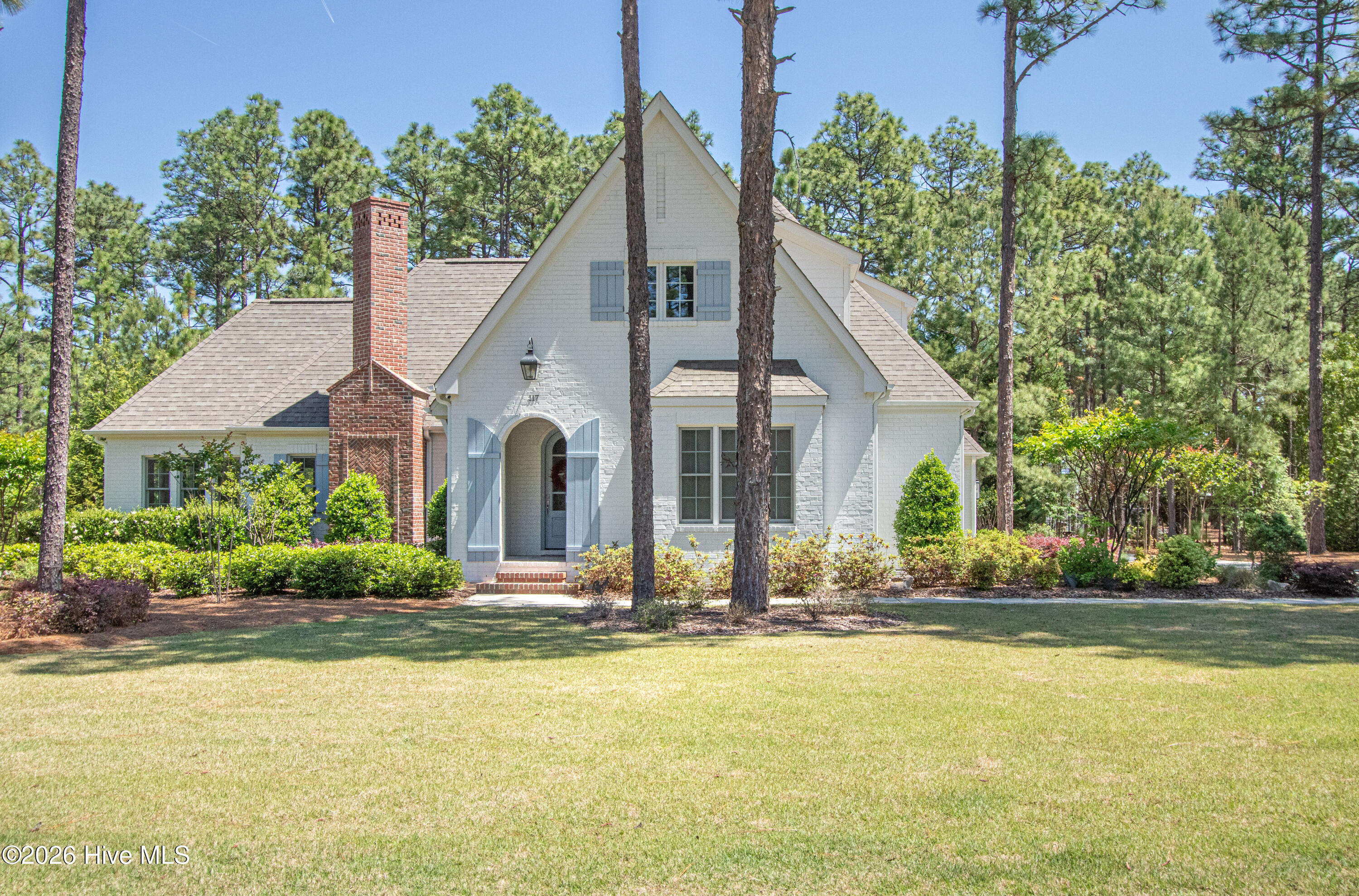 117 Chanticleer Drive Property Photo 1