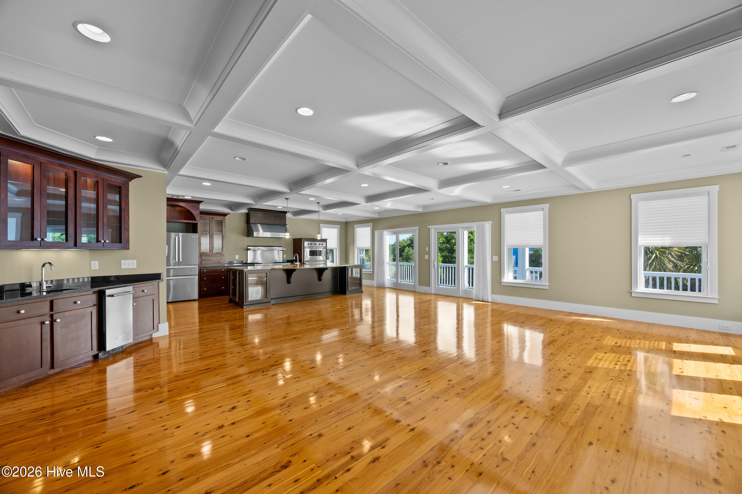 185 Seawatch Way Property Photo 6