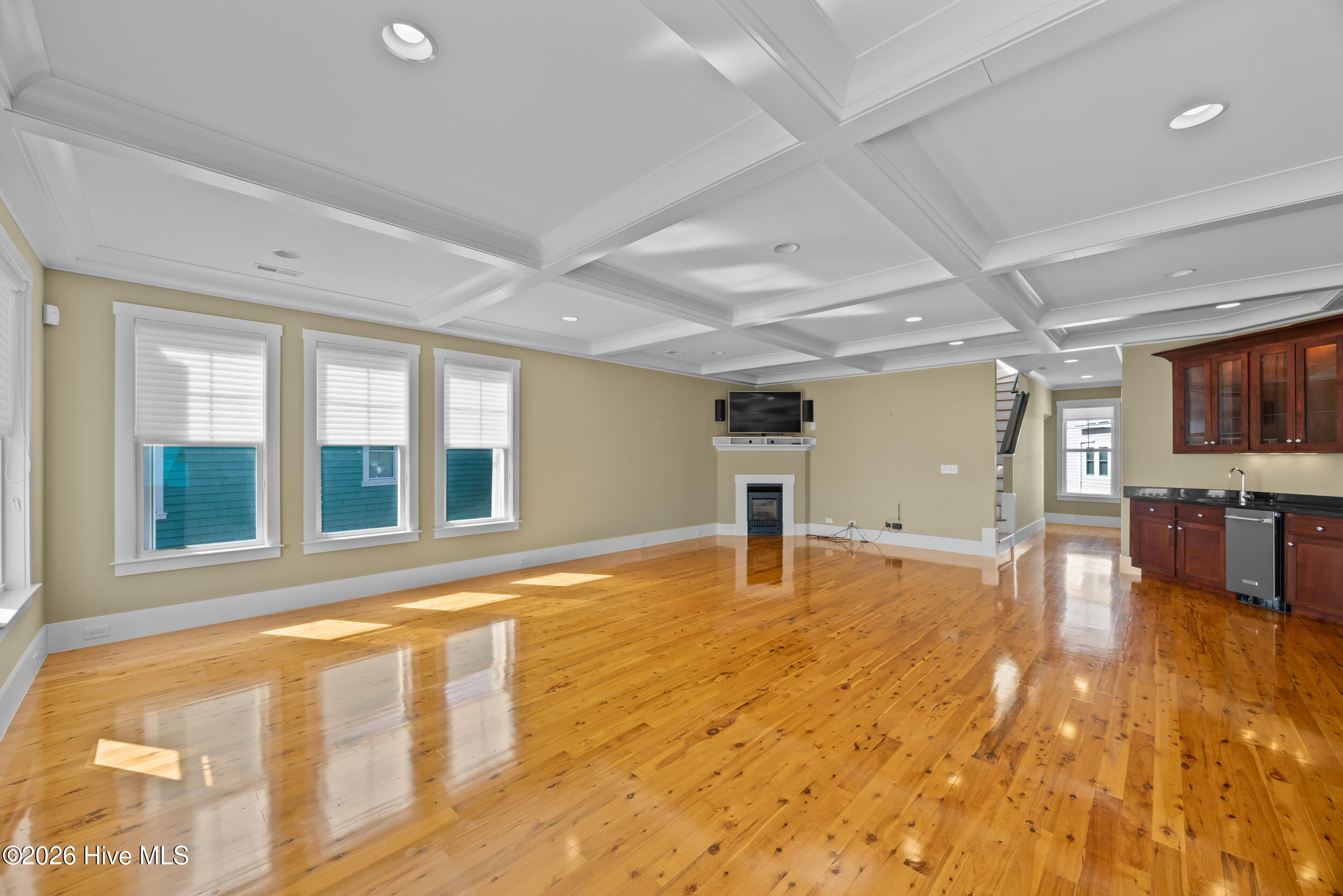 185 Seawatch Way Property Photo 7