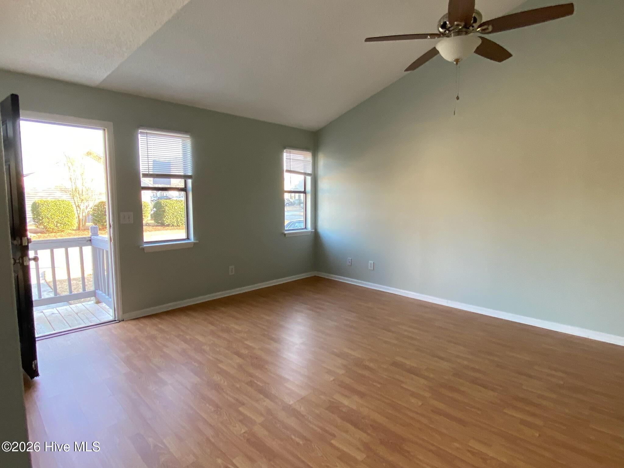 201 Wyndham Circle B Property Photo 3
