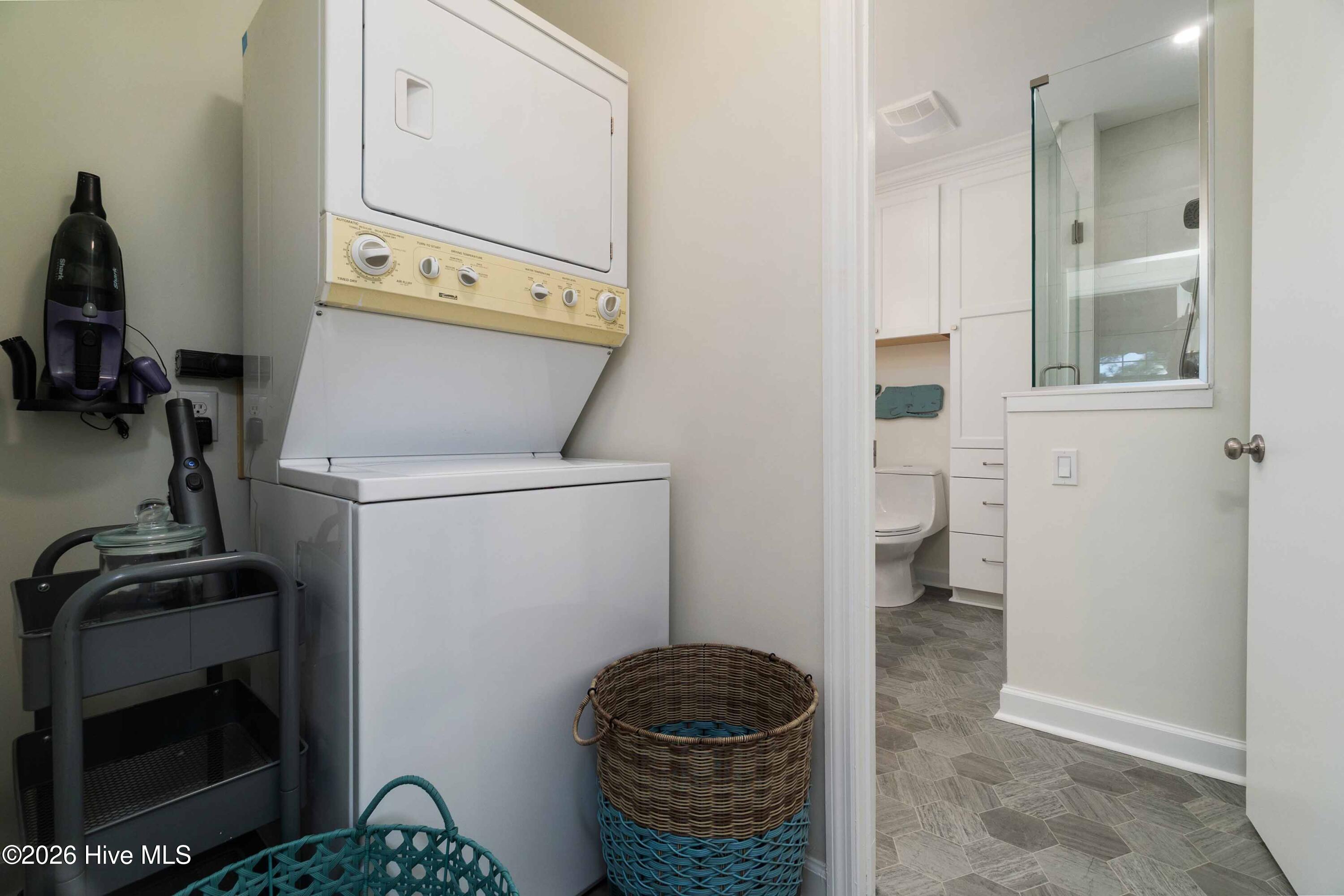 247 Jane Lane Property Photo 16
