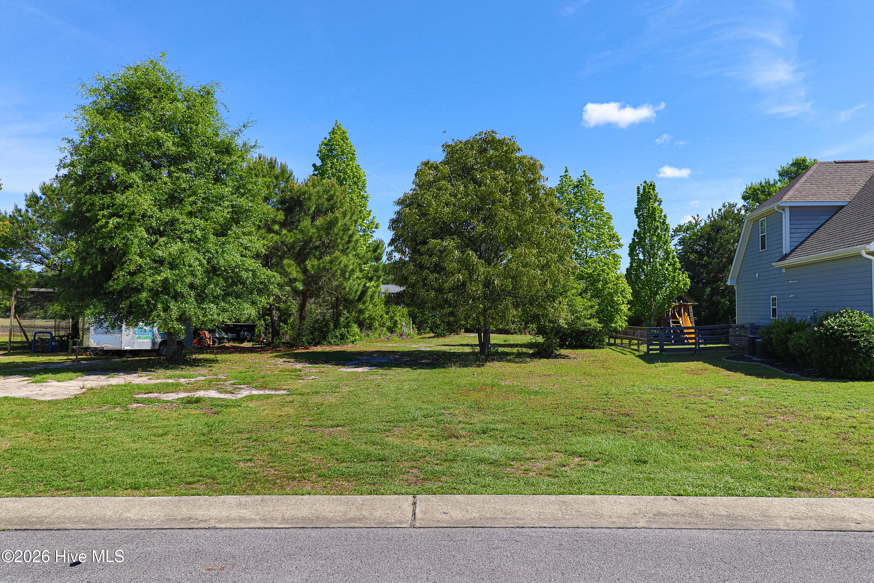 112 Sweet Grass Trail Property Photo 3
