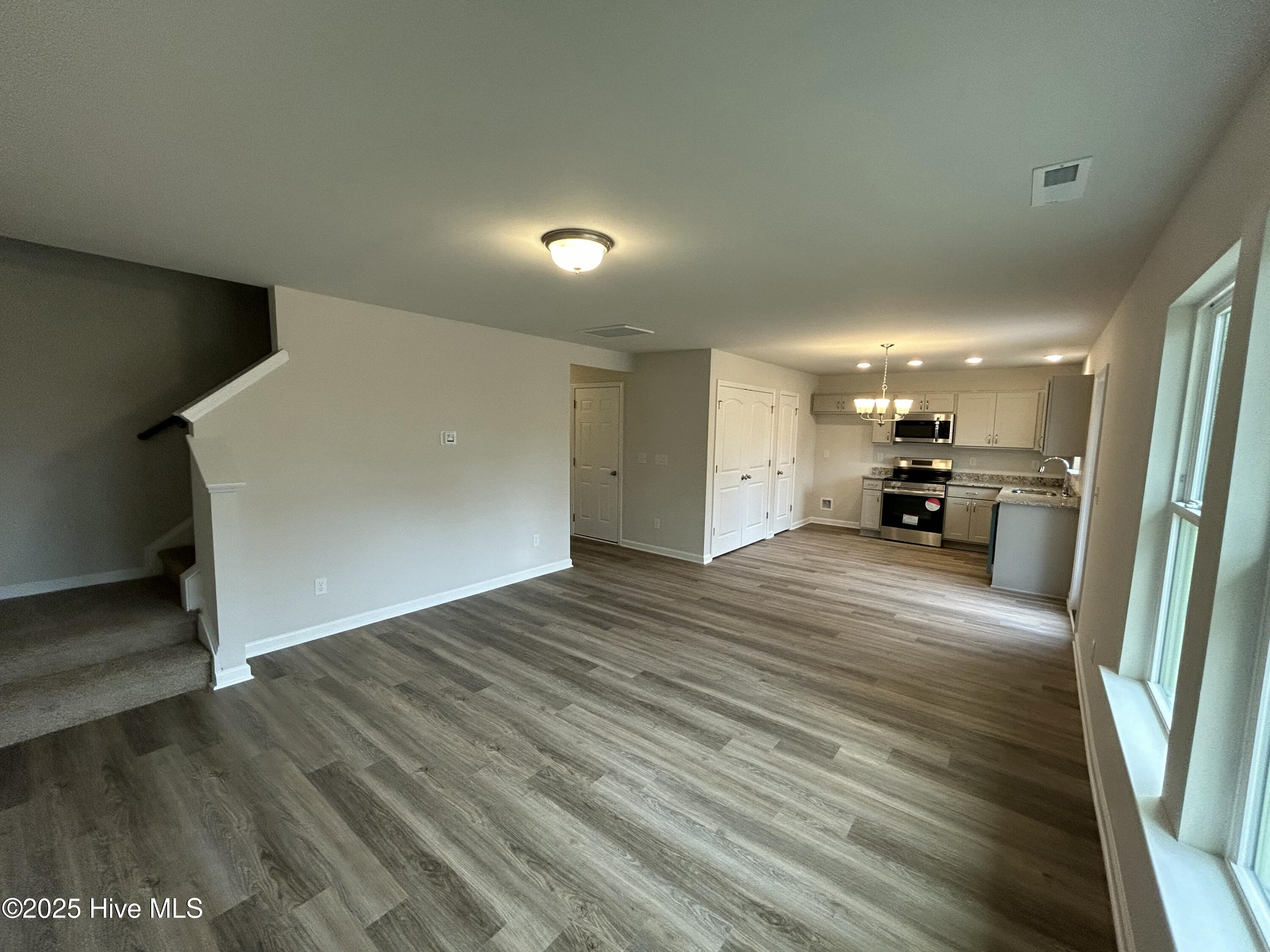 3620 Moore Drive Property Photo 8