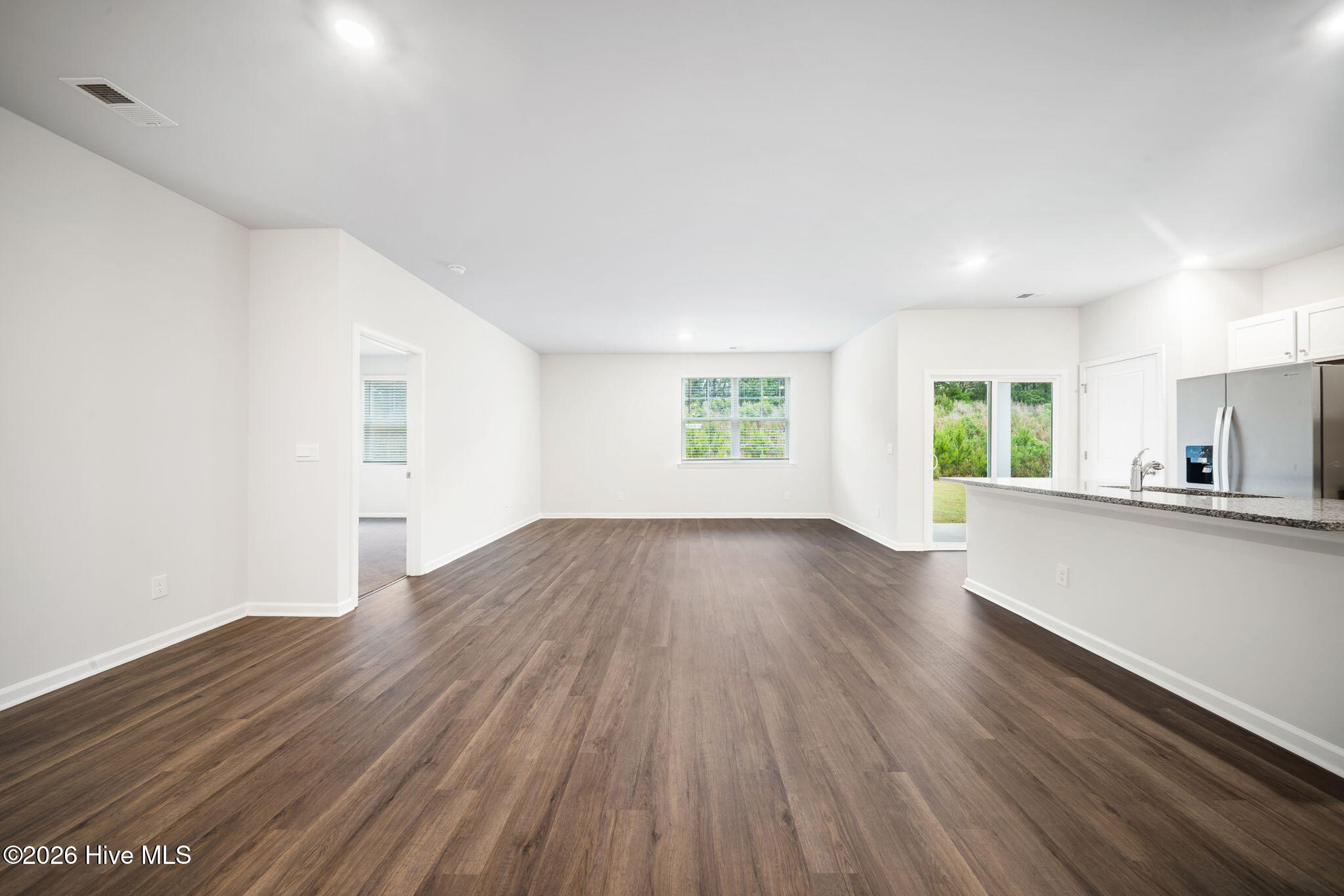 1305 Clendon Circle Property Photo 7