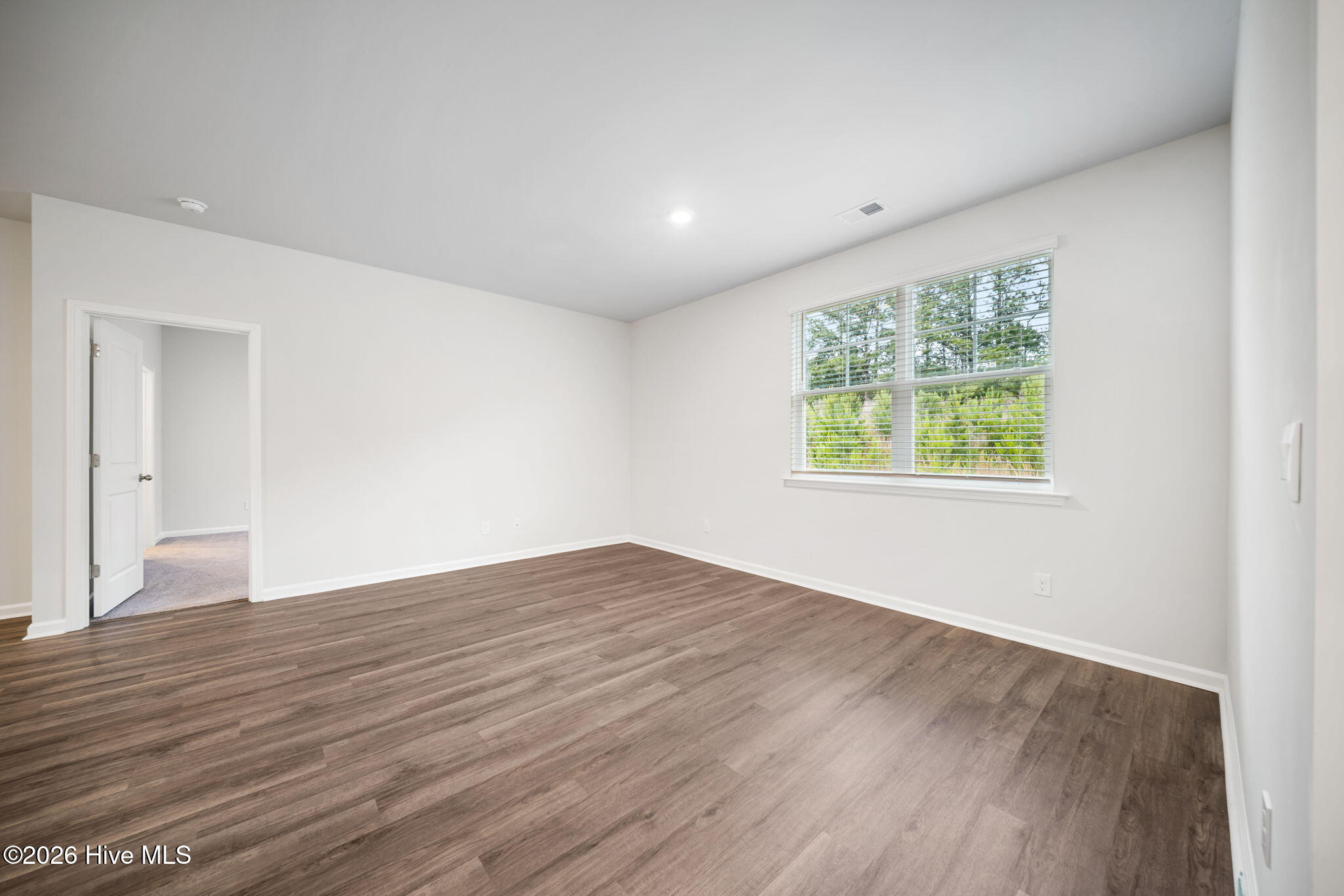 1305 Clendon Circle Property Photo 11