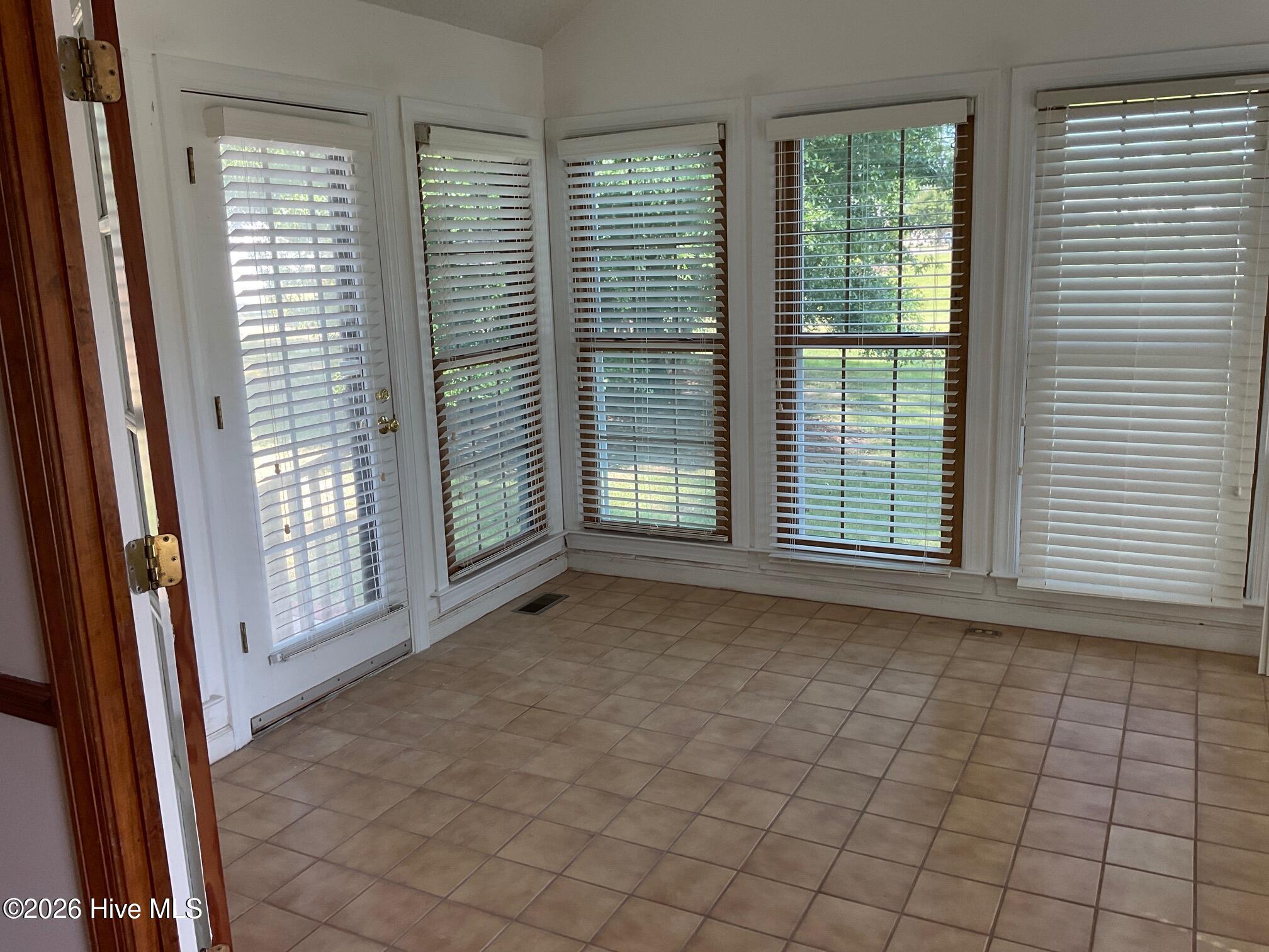 3028 Fox Run Circle Property Photo 12