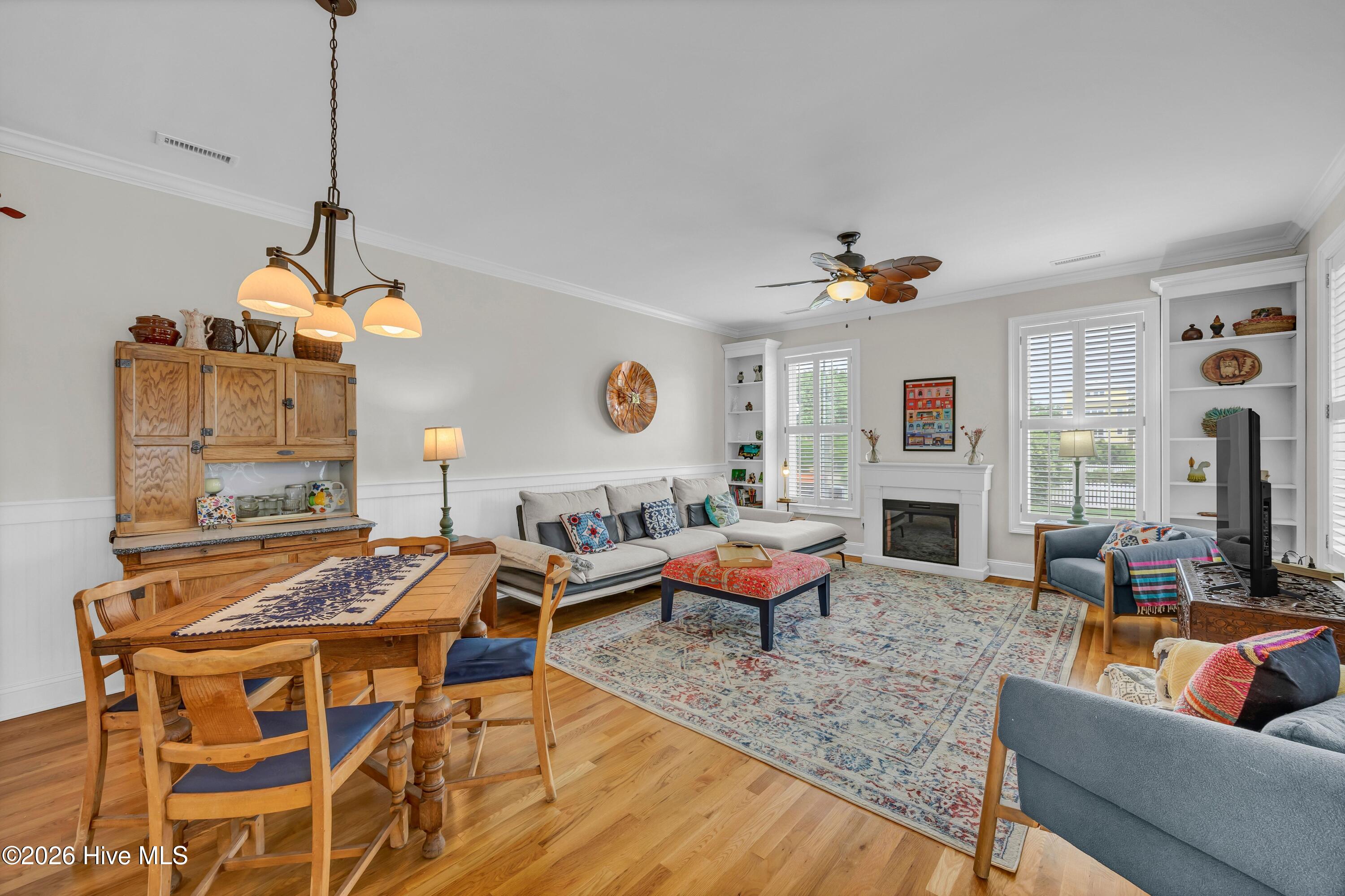 205 Silver Sloop Way Property Photo 8