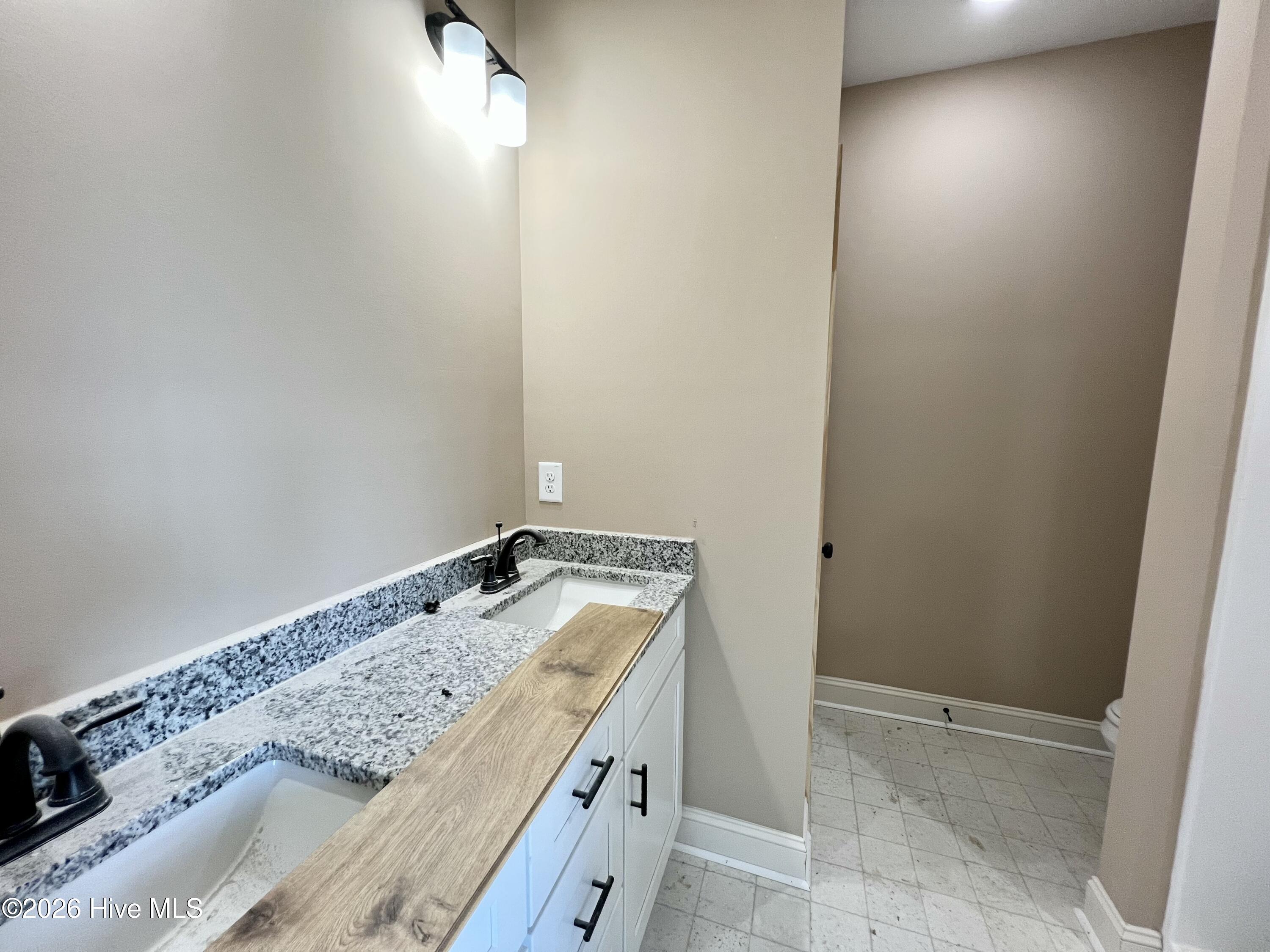 304 E Norwayne Alumni Way Property Photo 12