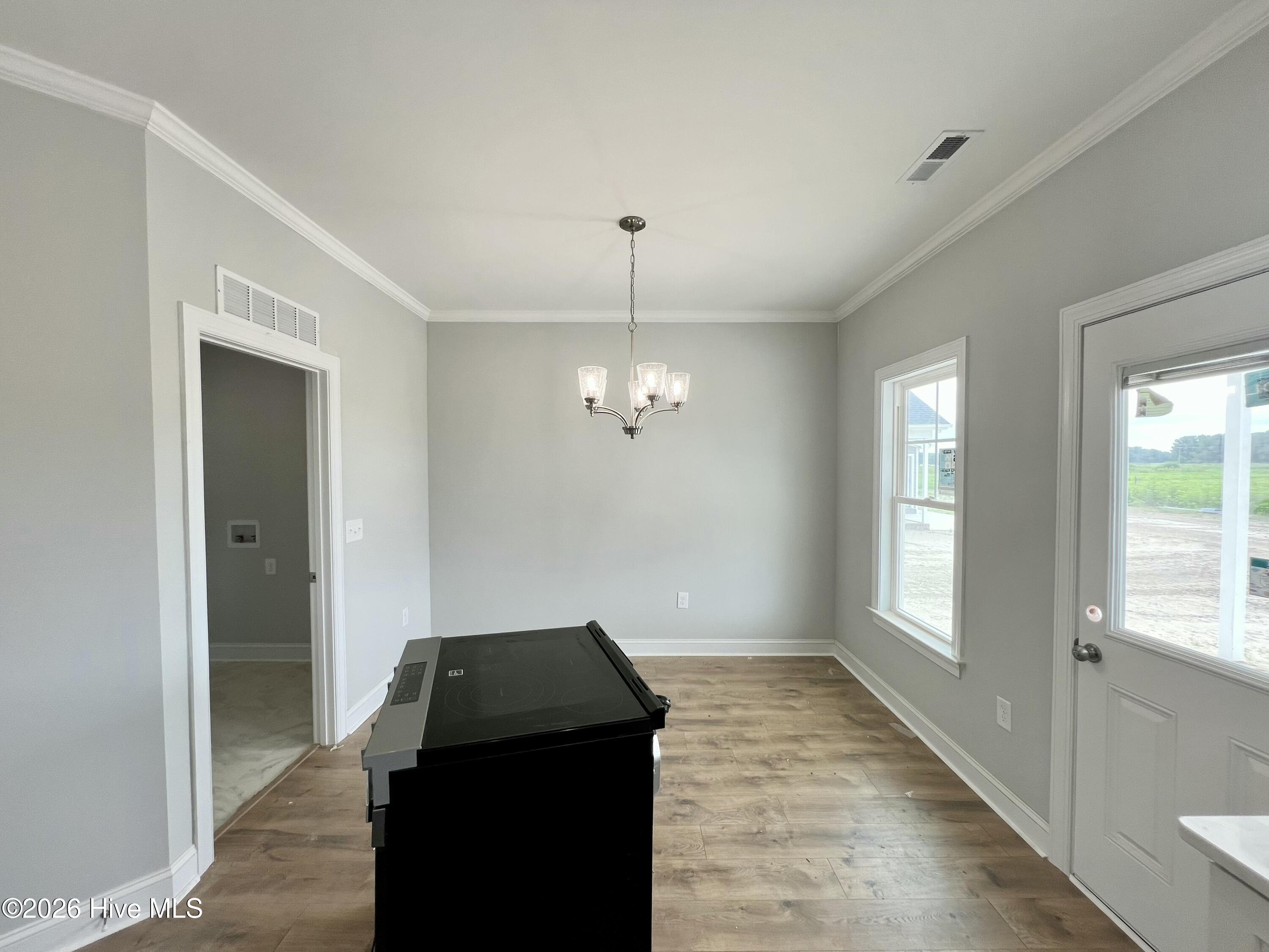 306 E Norwayne Alumni Way Property Photo 8