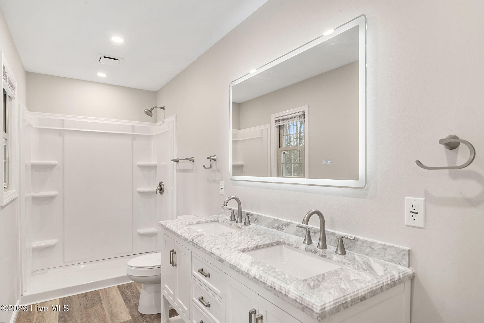 107 Azalea Trail Property Photo 22