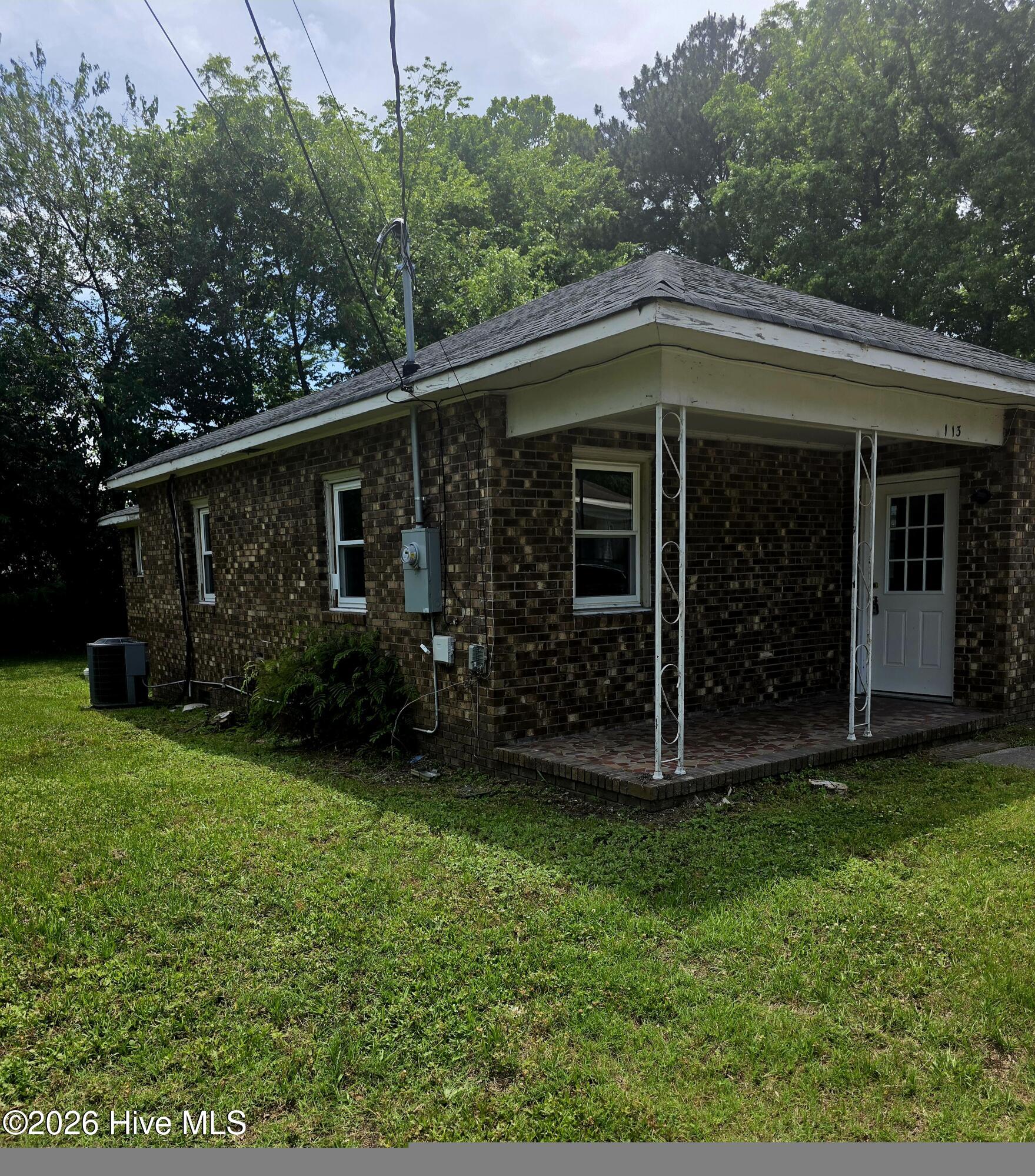 113 Cedar Street Property Photo 2