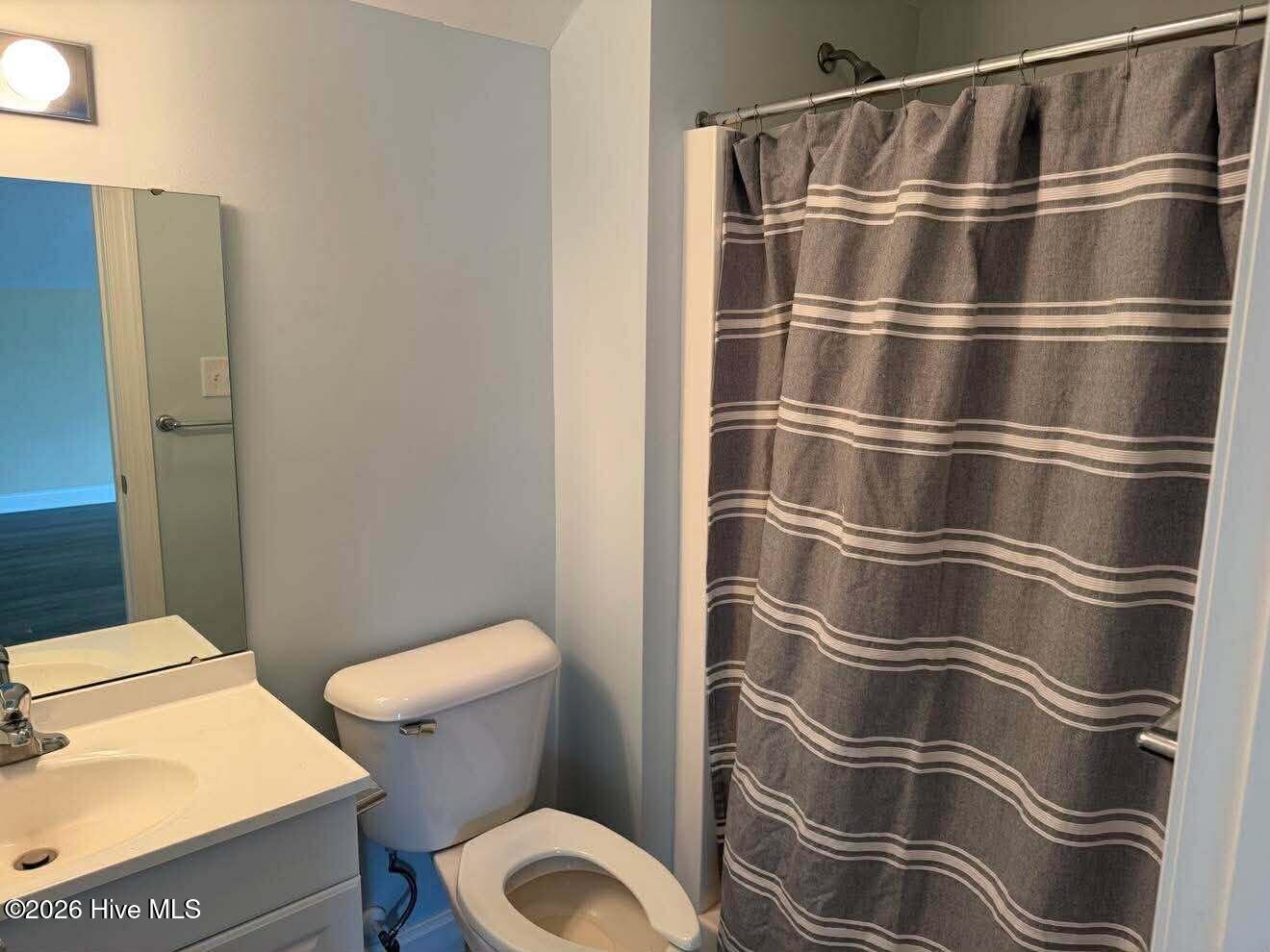 4725 Country Club Road Property Photo 32