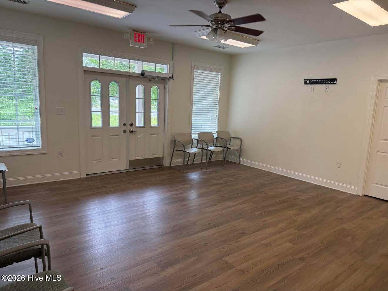 4725 Country Club Road Property Photo 8