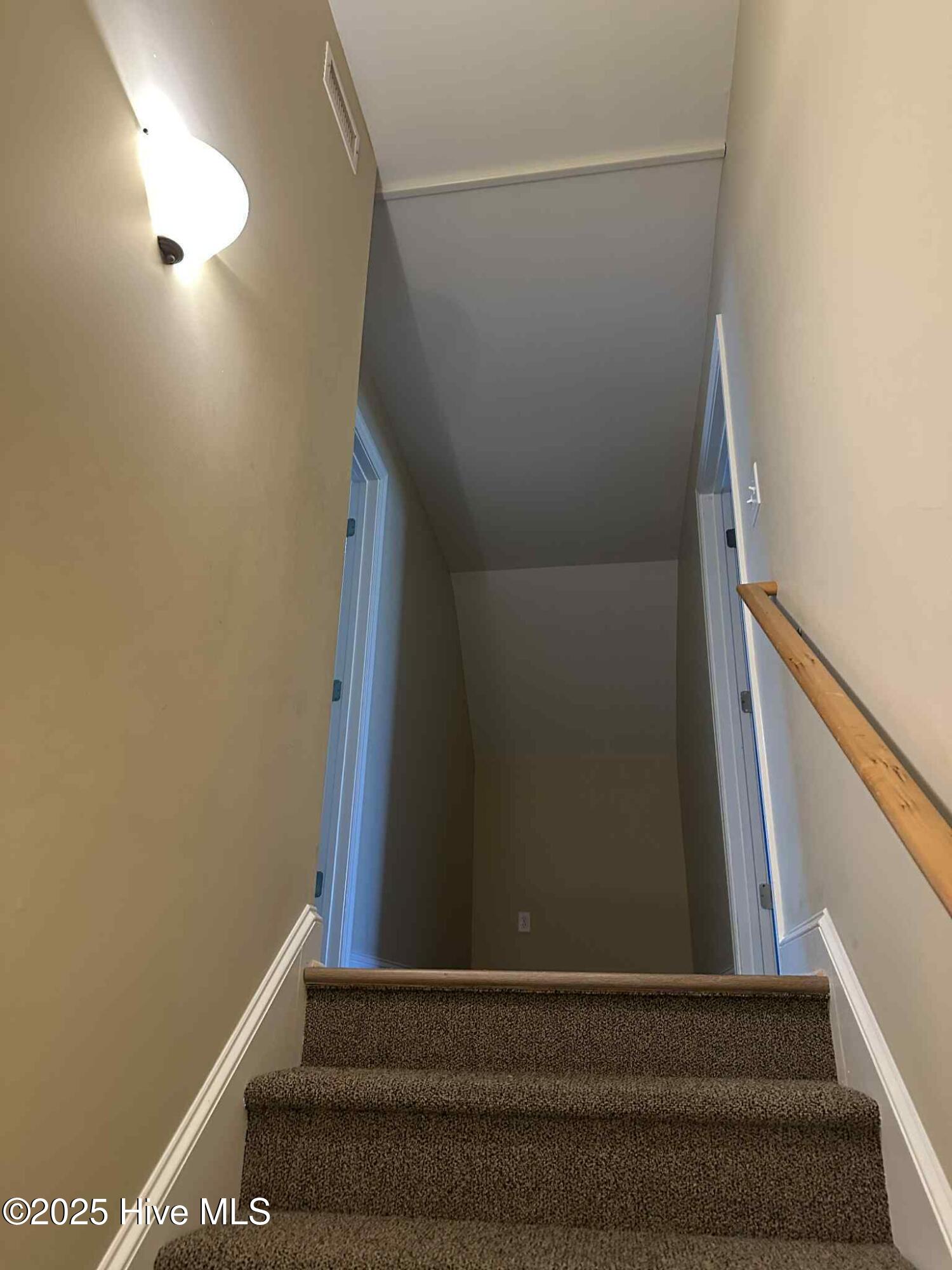 4725 Country Club Road Property Photo 20