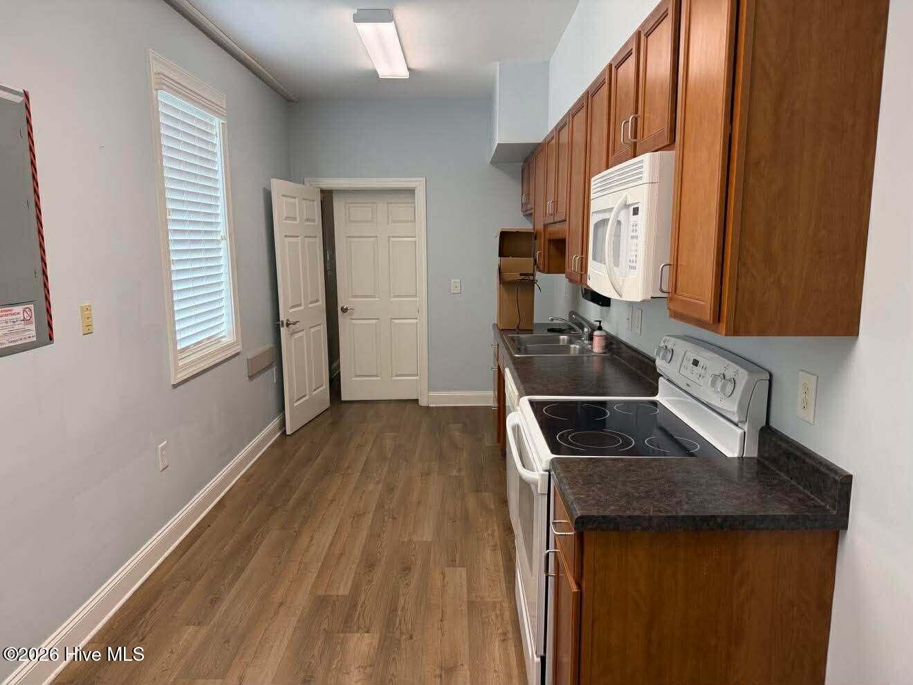 4725 Country Club Road Property Photo 28