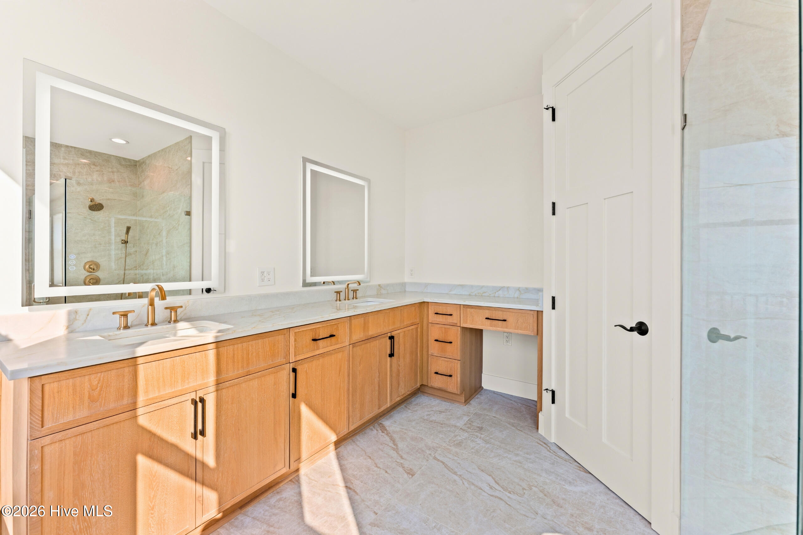 41 Grand View Drive Property Photo 14