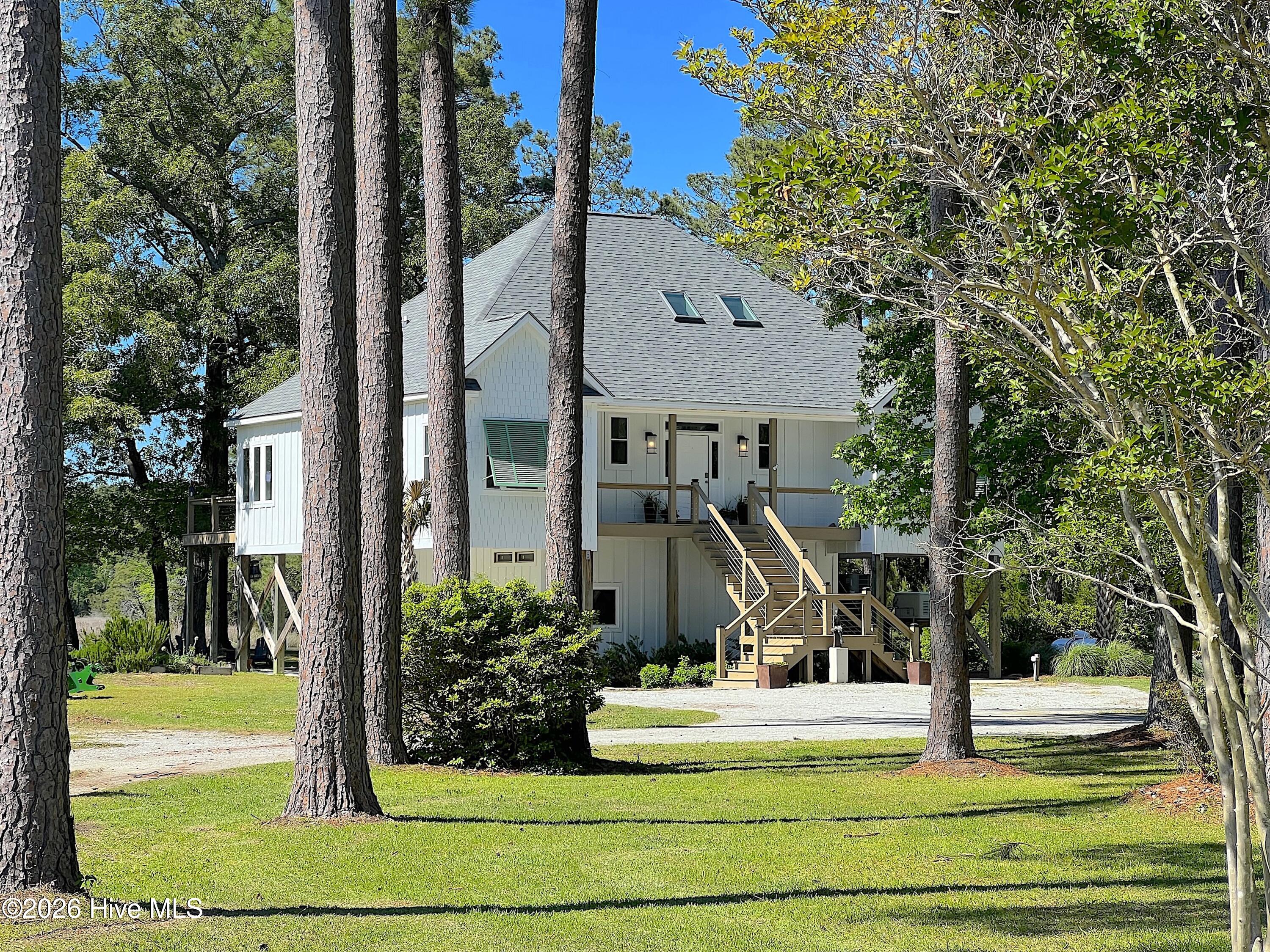 1002 Howells Road Property Photo 1