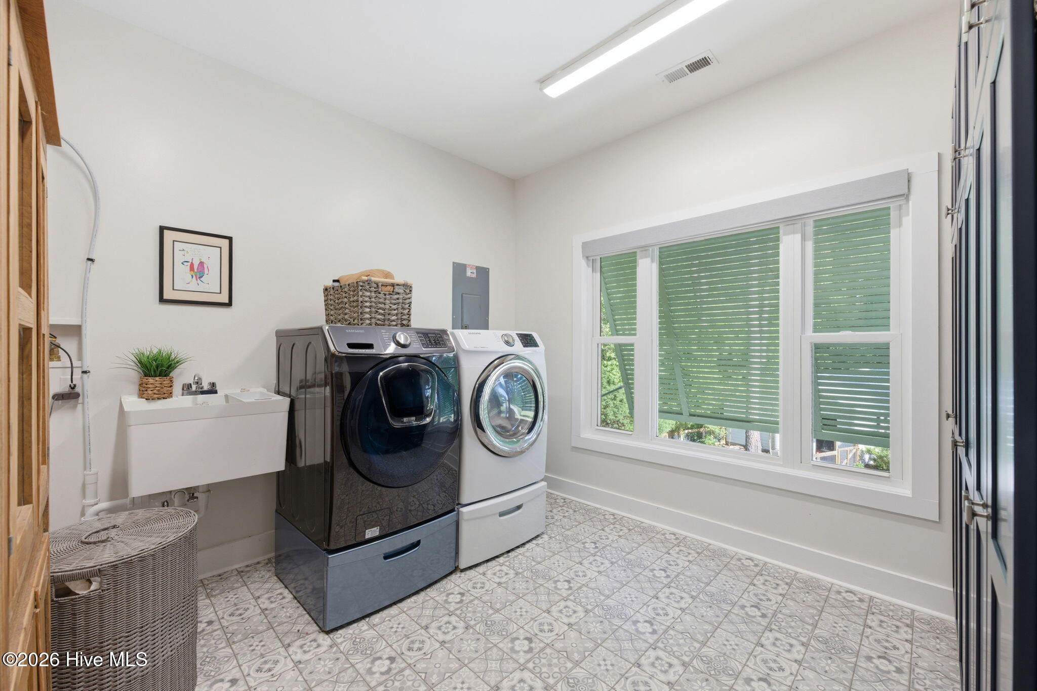 1002 Howells Road Property Photo 35