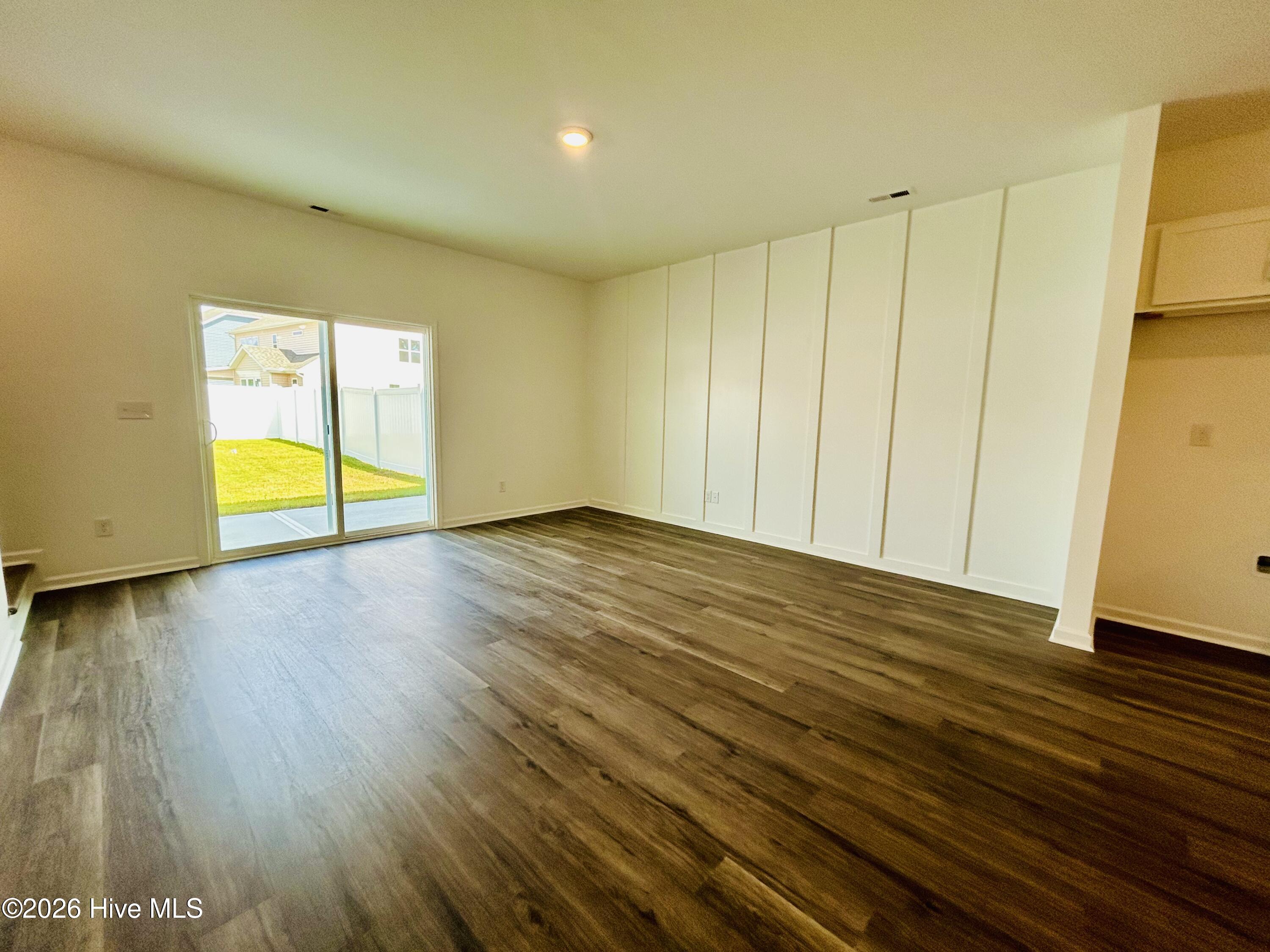 7122 Fisk Drive Ne #93 Property Photo 4