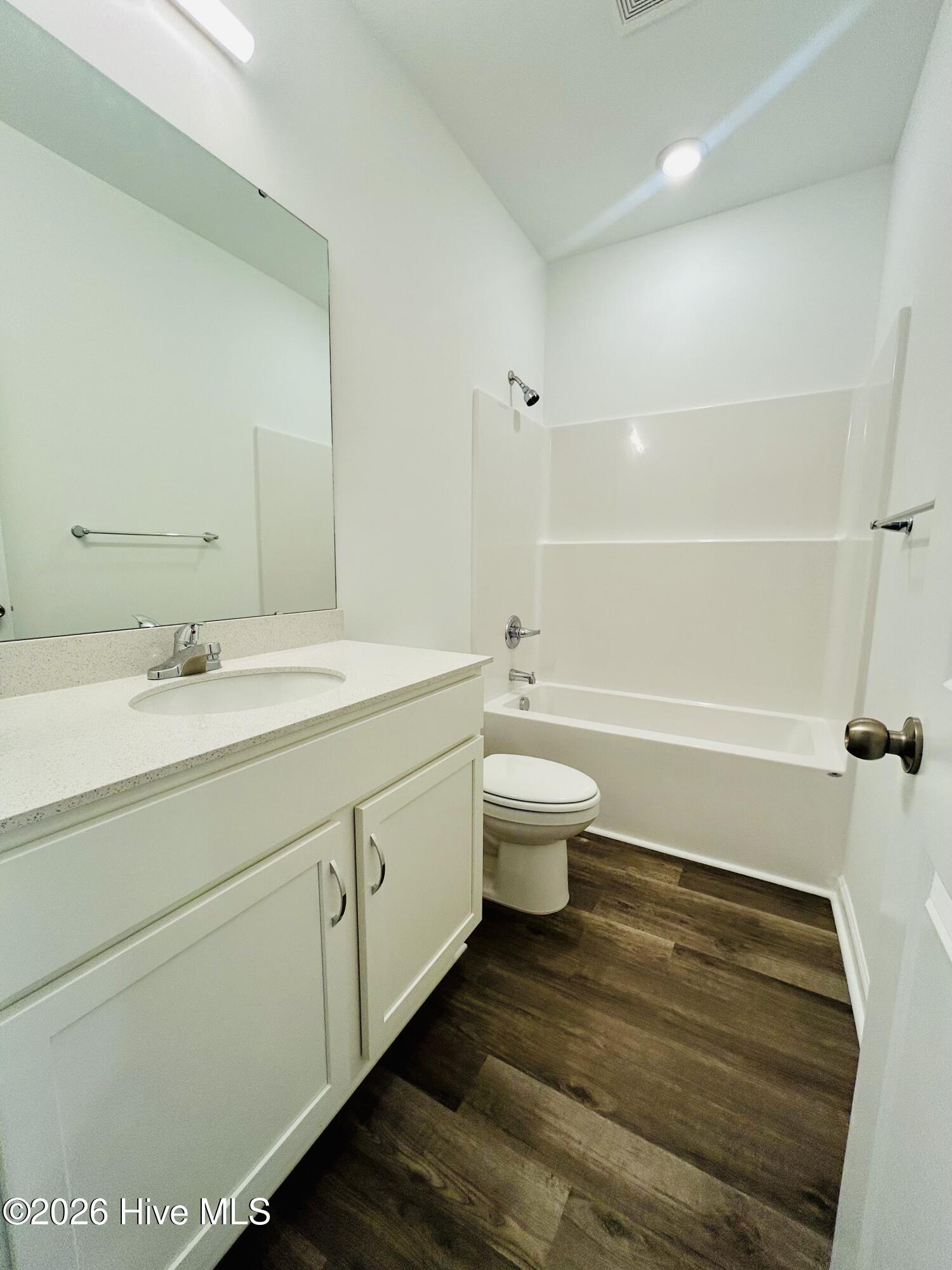 7122 Fisk Drive Ne #93 Property Photo 8