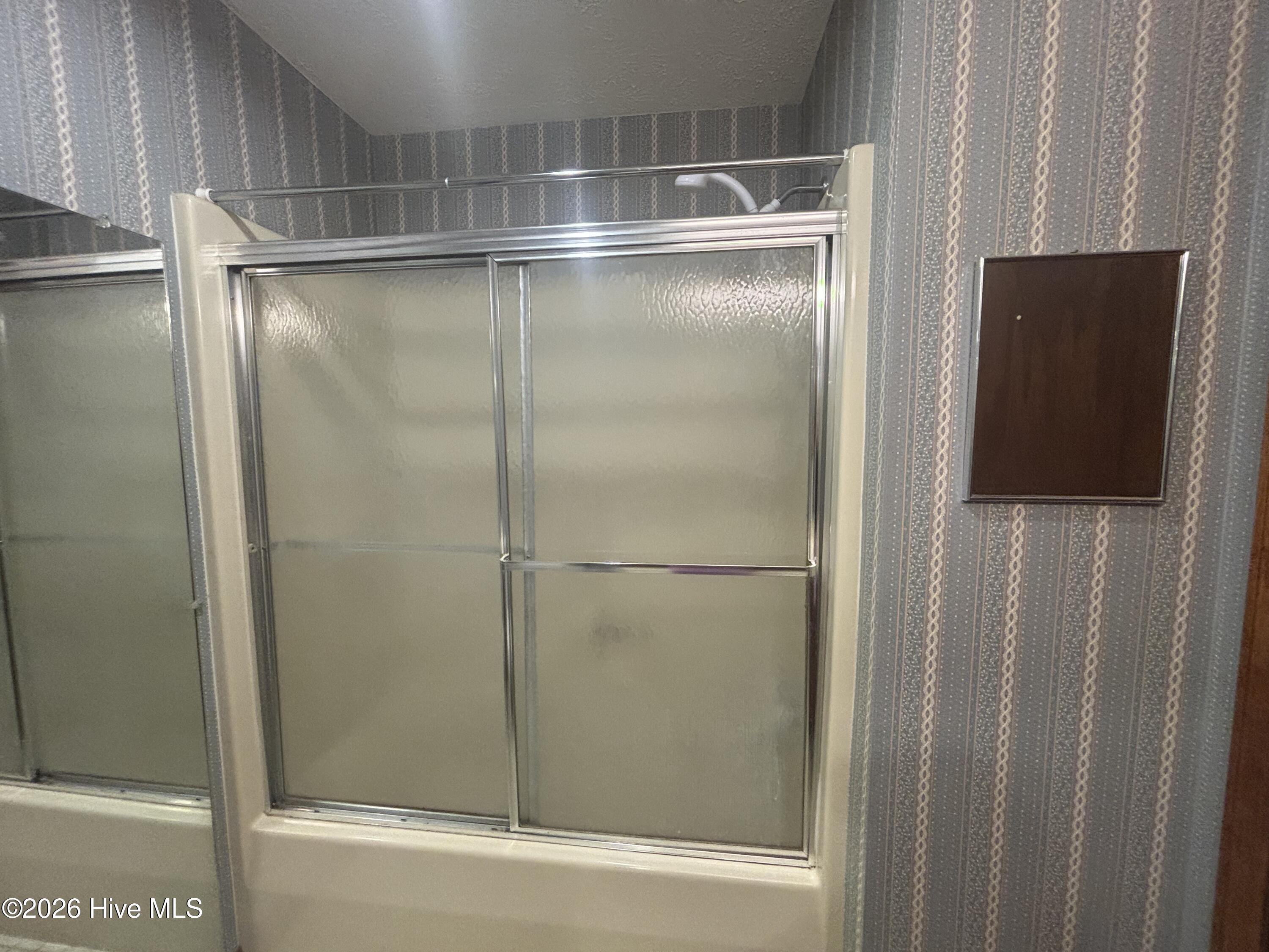 120 Kings Road Property Photo 20