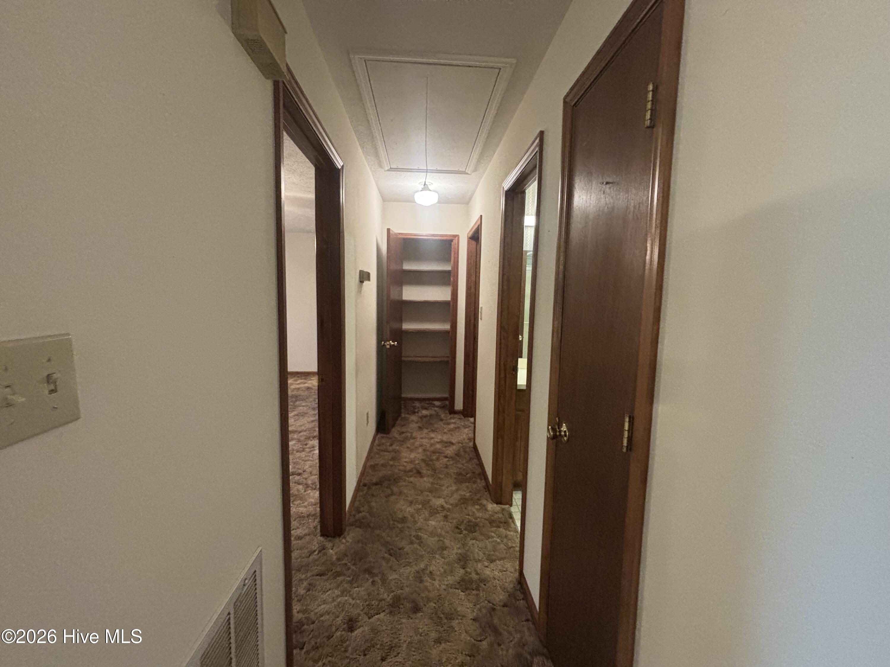 120 Kings Road Property Photo 26