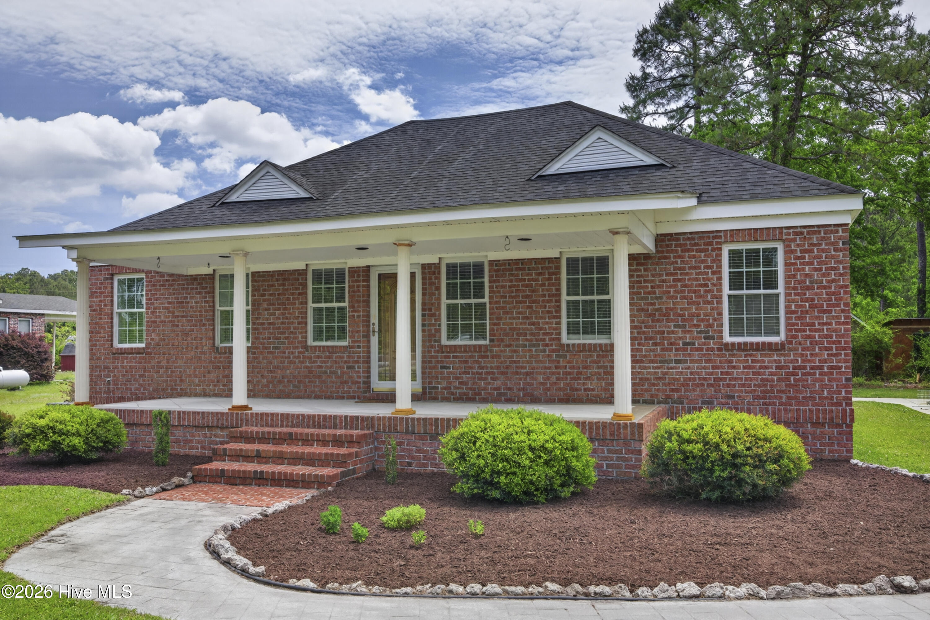 575 Island Creek Road Property Photo 6