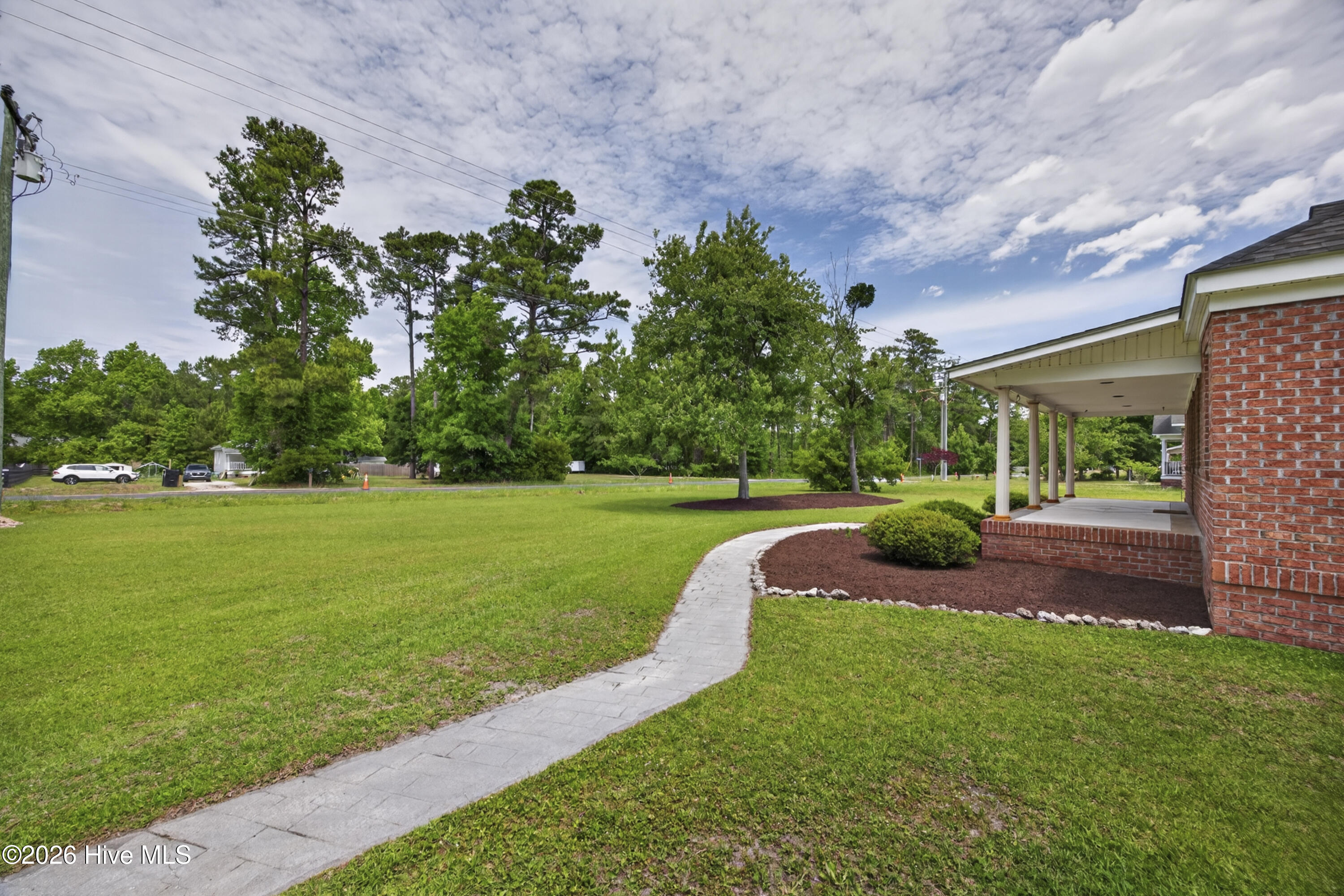 575 Island Creek Road Property Photo 8