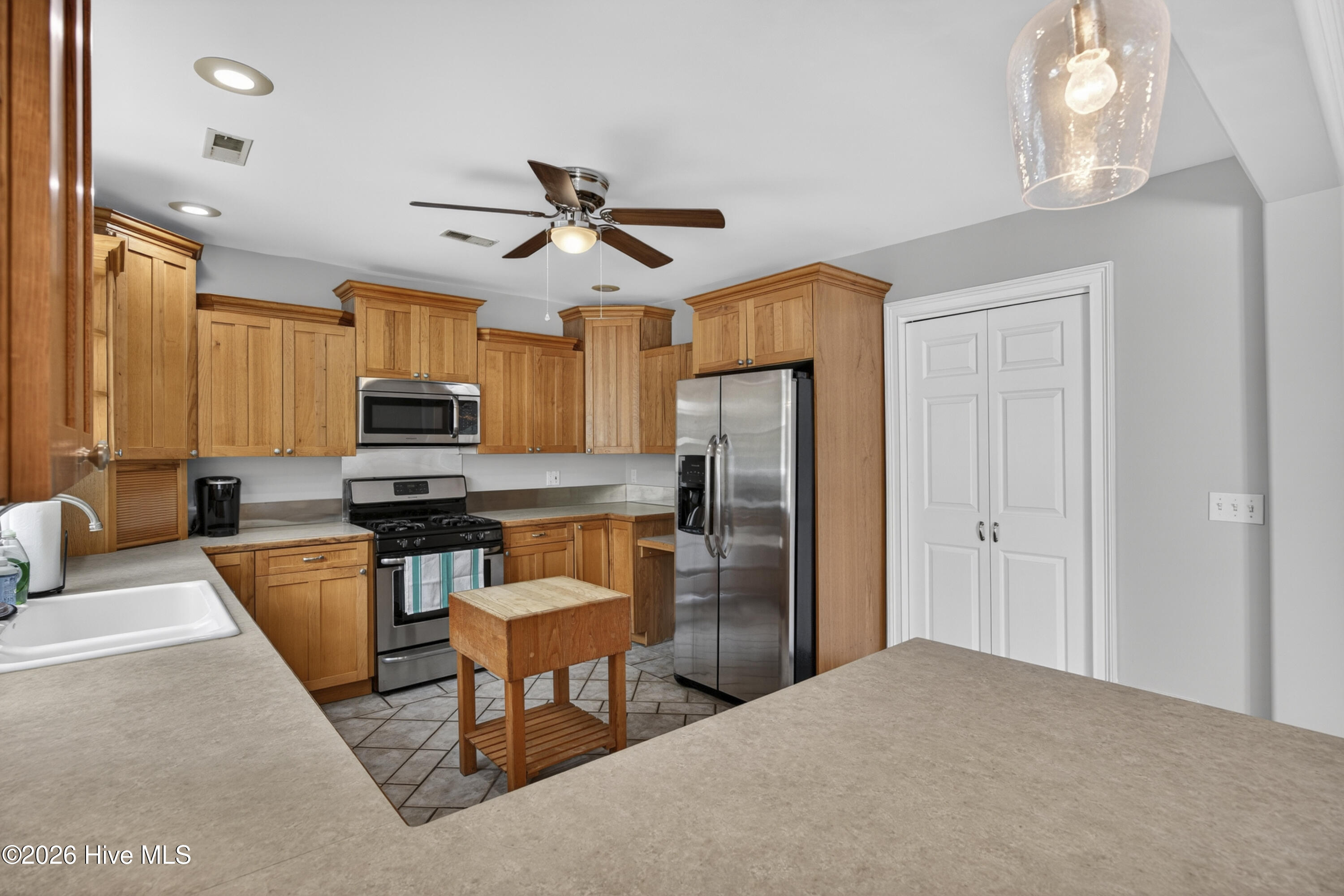575 Island Creek Road Property Photo 32