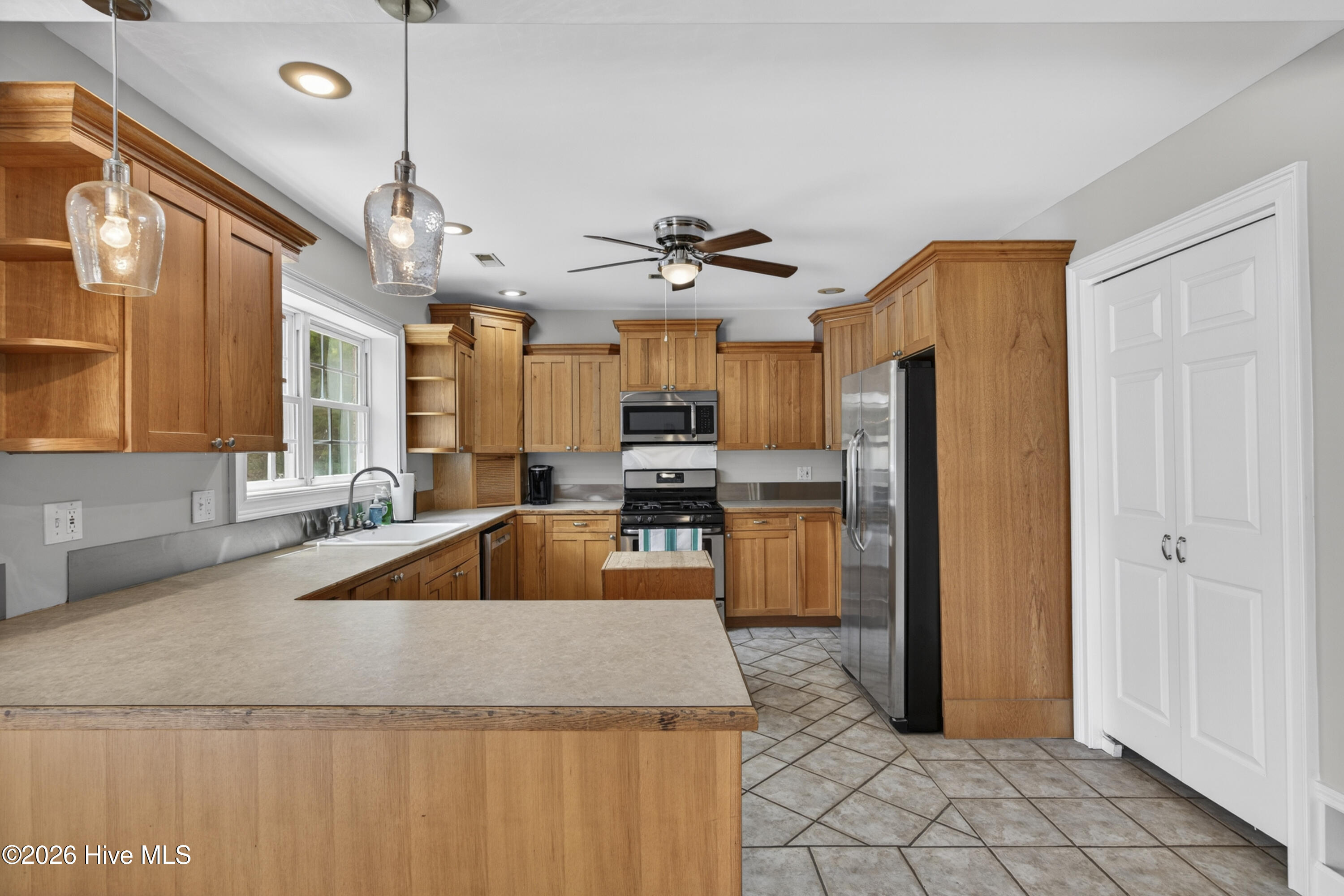 575 Island Creek Road Property Photo 33