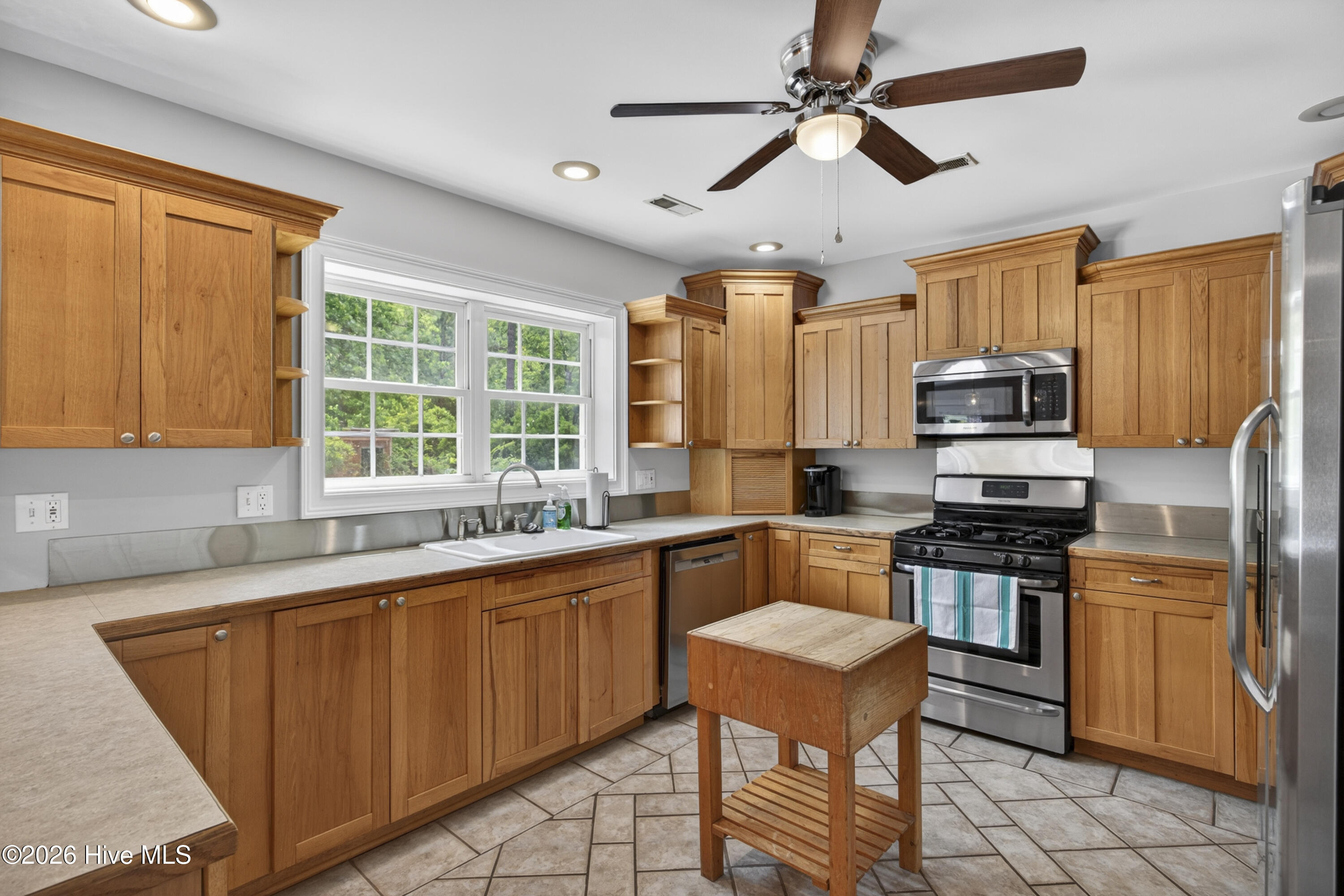 575 Island Creek Road Property Photo 34