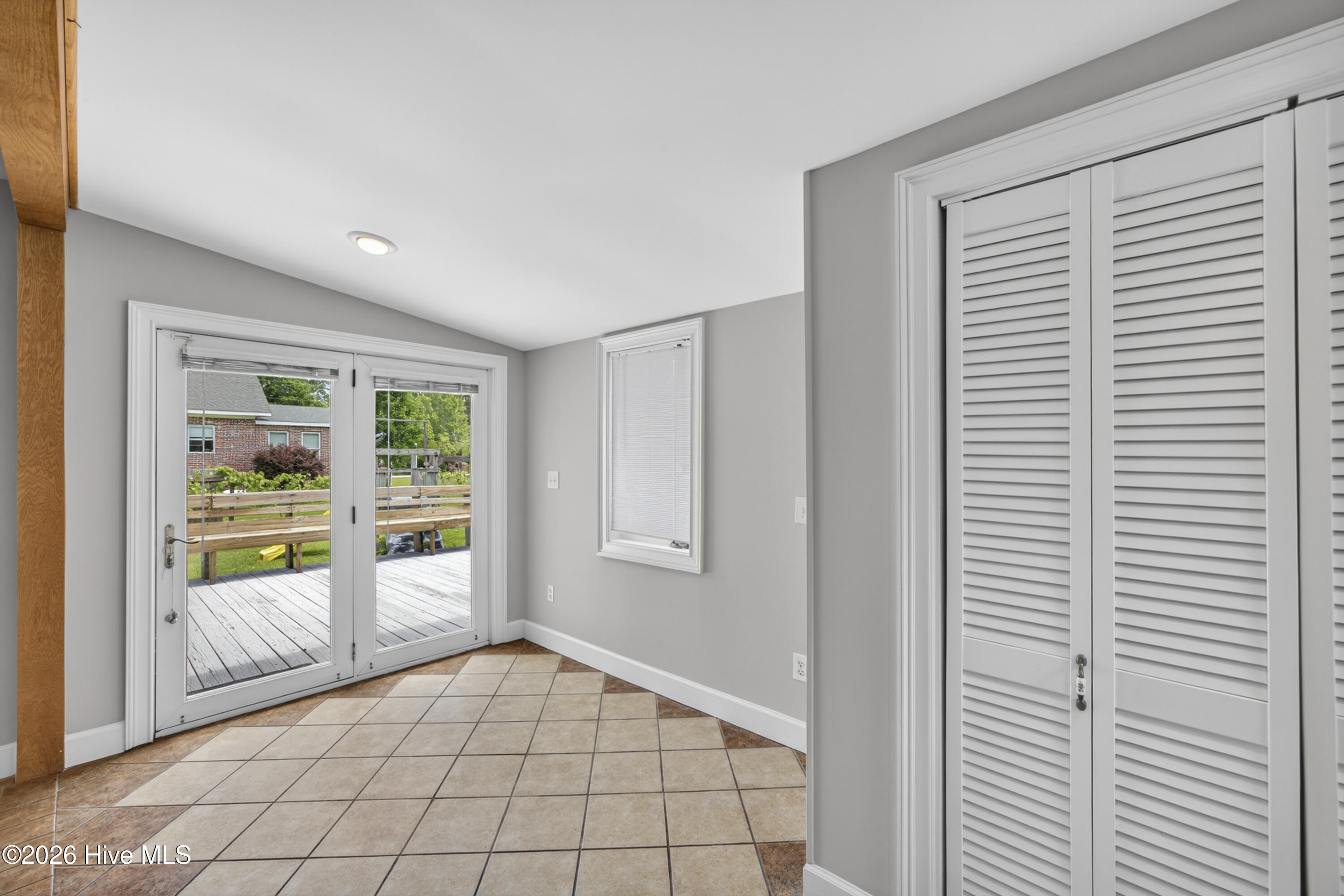 575 Island Creek Road Property Photo 38