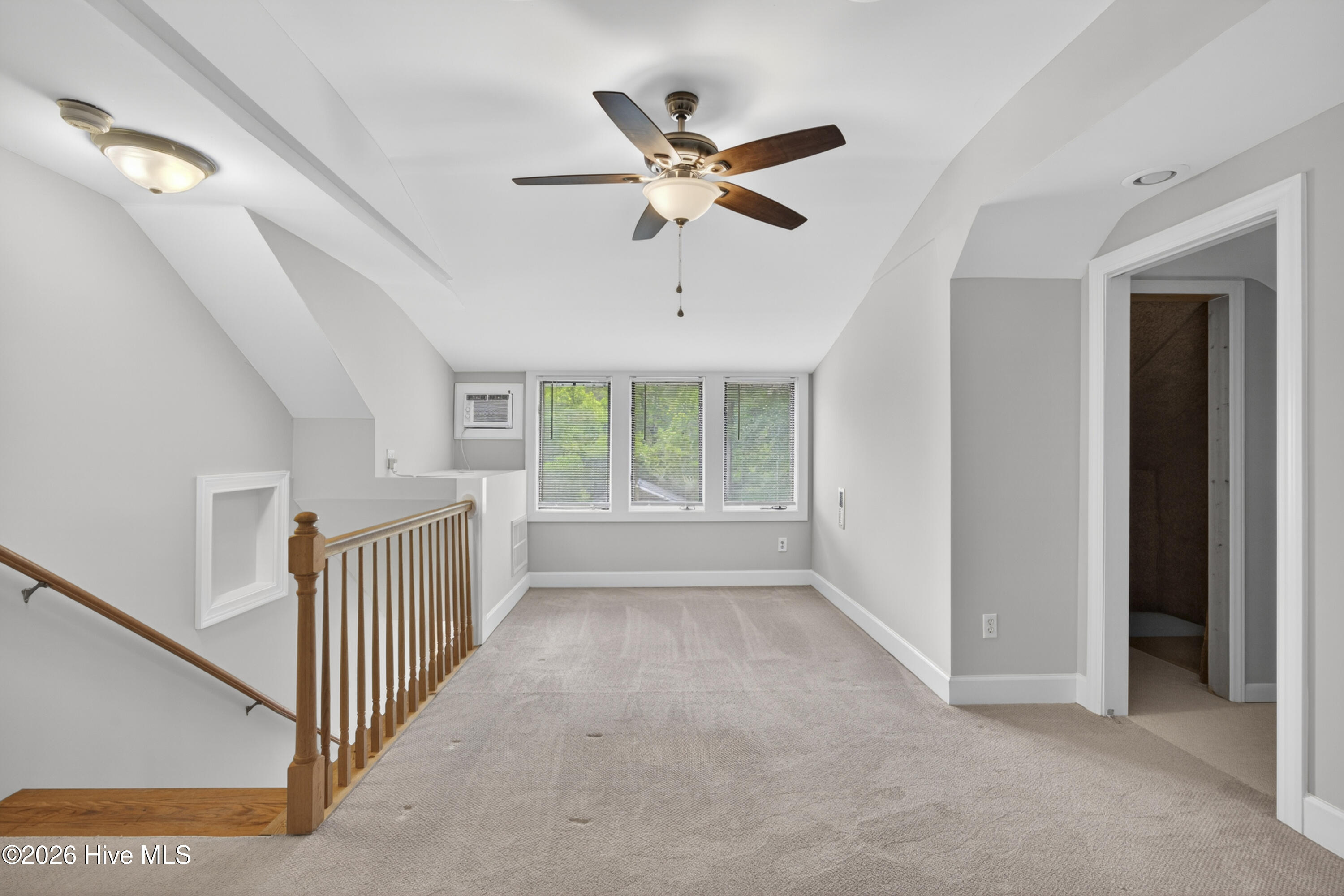 575 Island Creek Road Property Photo 40