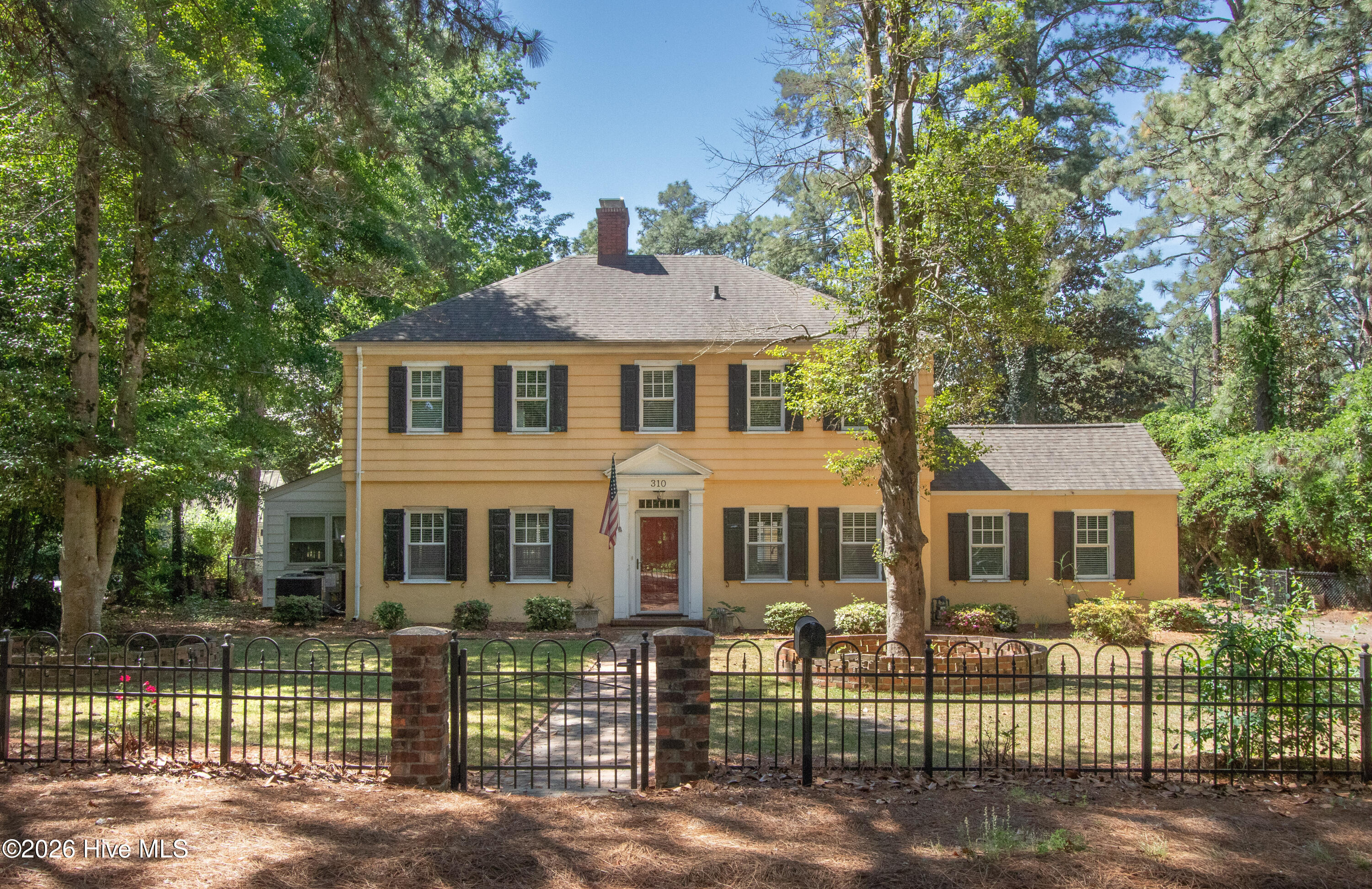 310 E Morganton Road Property Photo 1