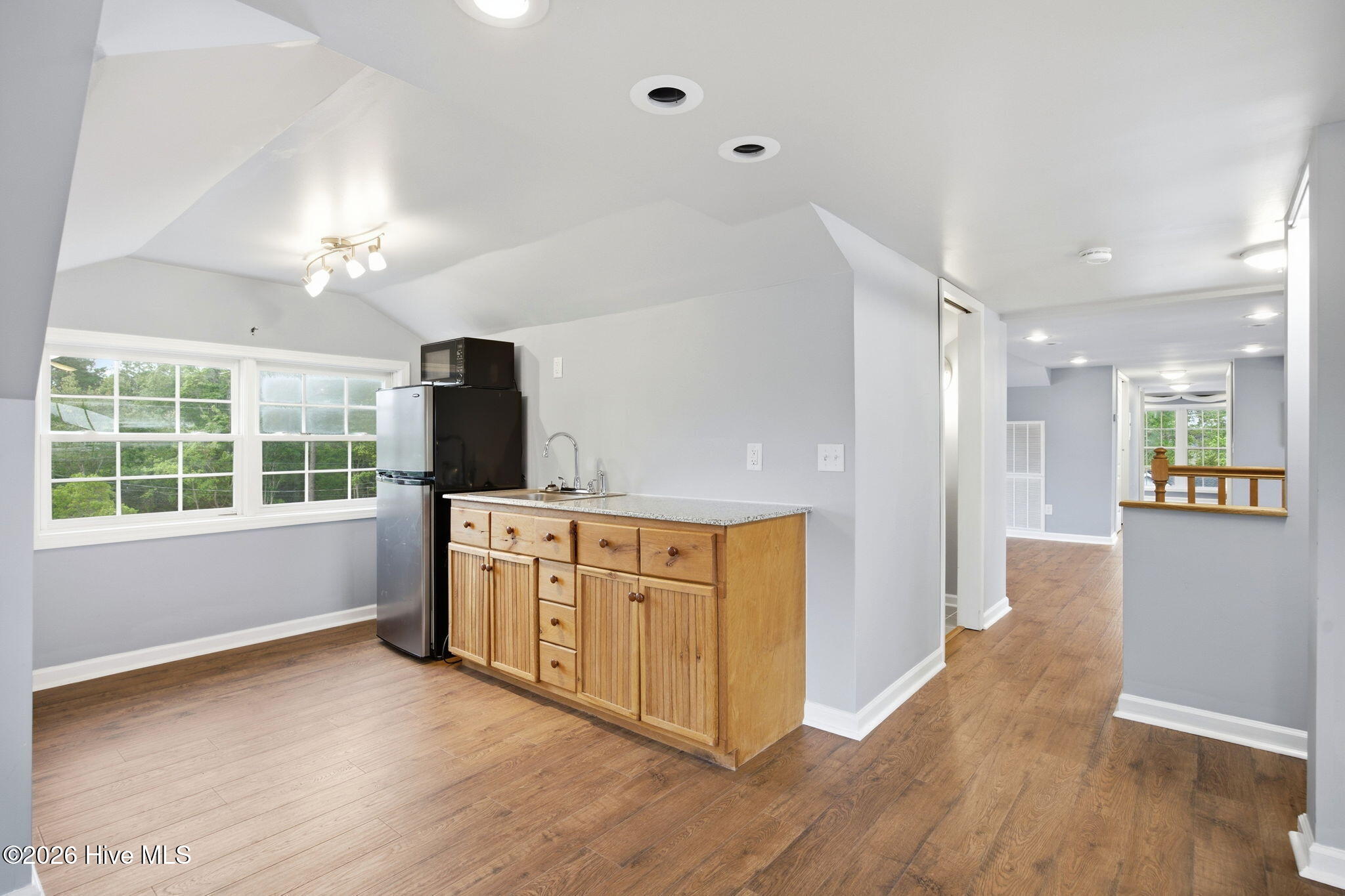 354 W South Shore Drive Property Photo 30