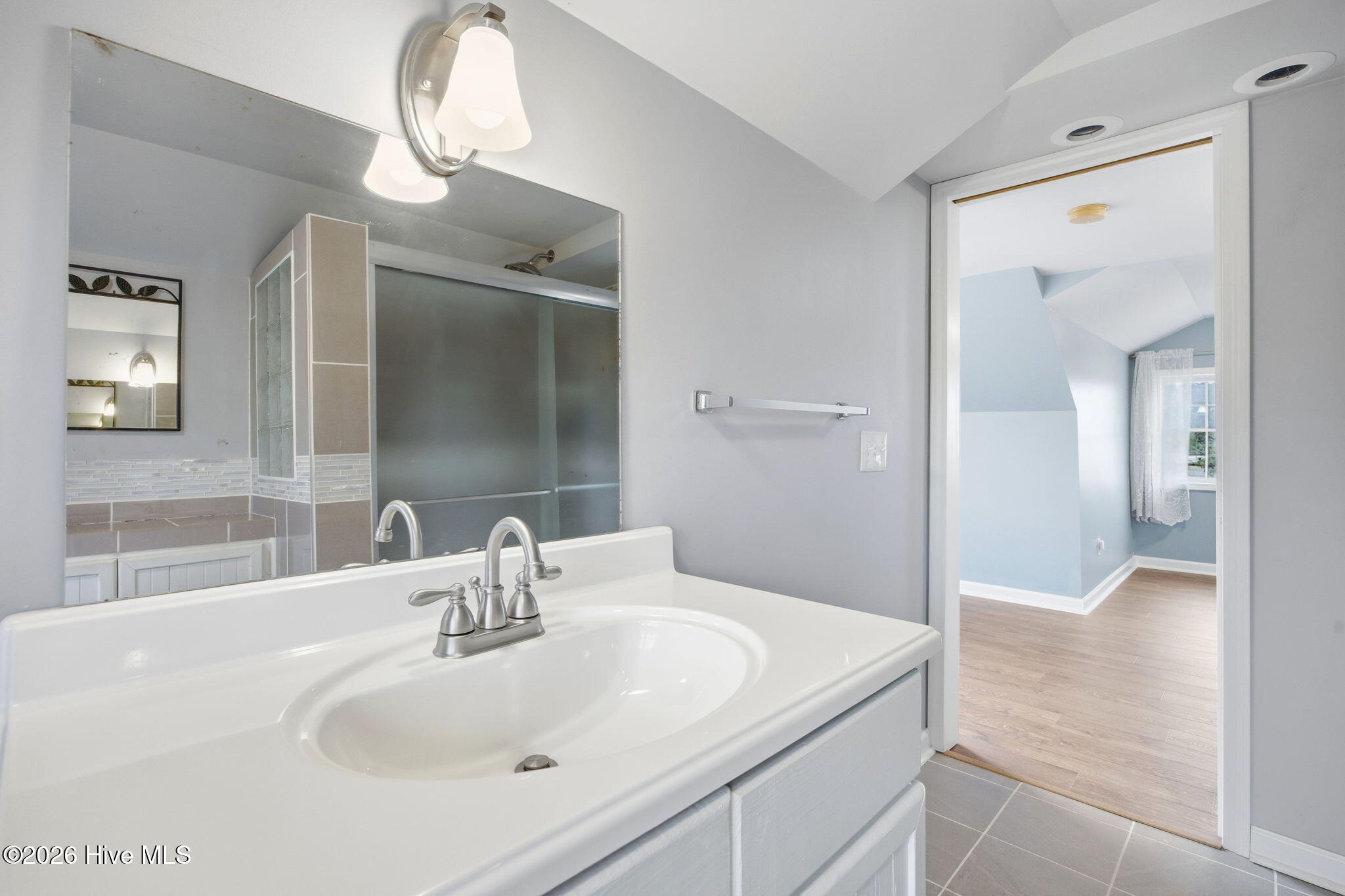354 W South Shore Drive Property Photo 36