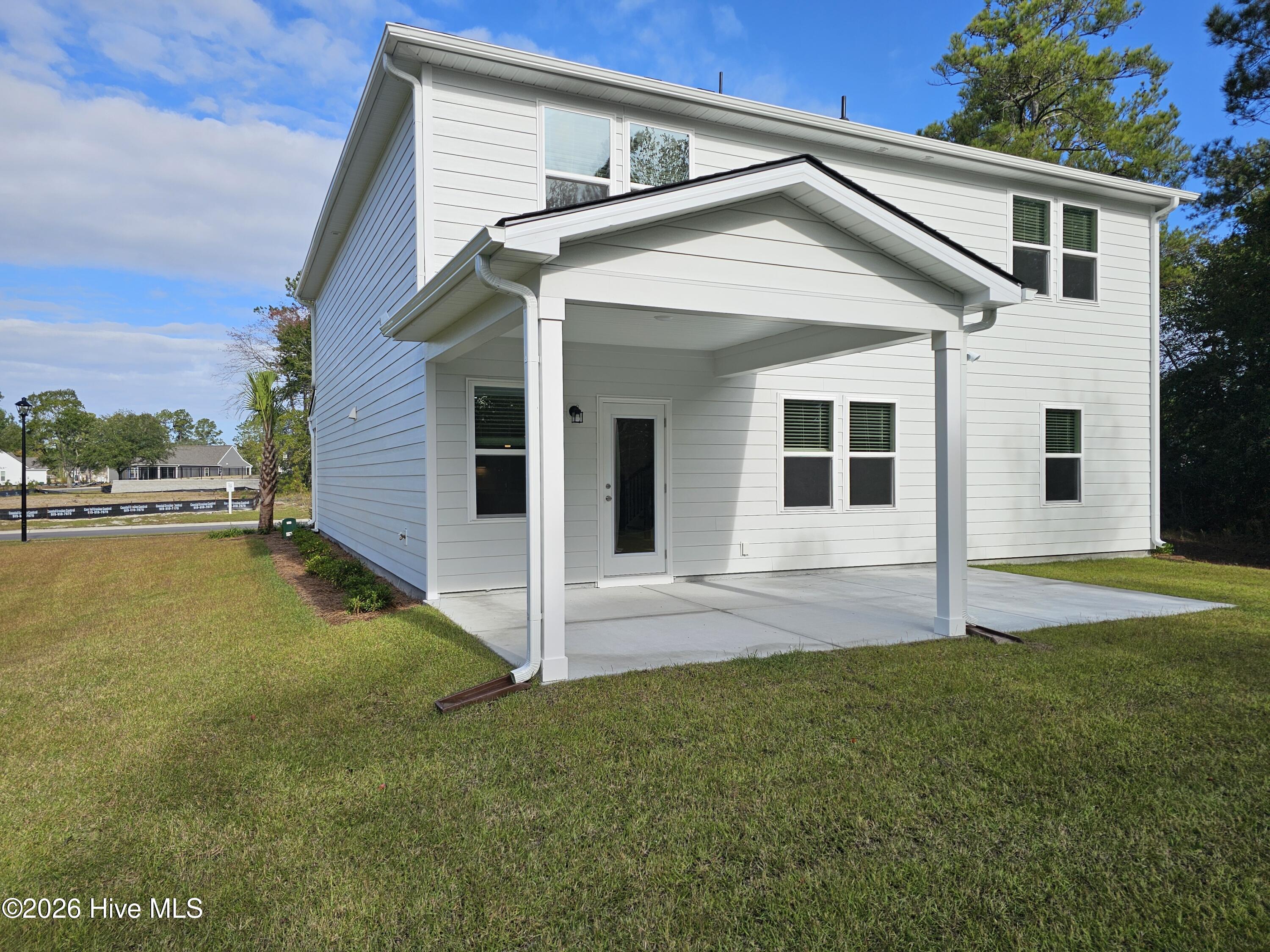 562 Glitter Bay Loop Property Photo 5