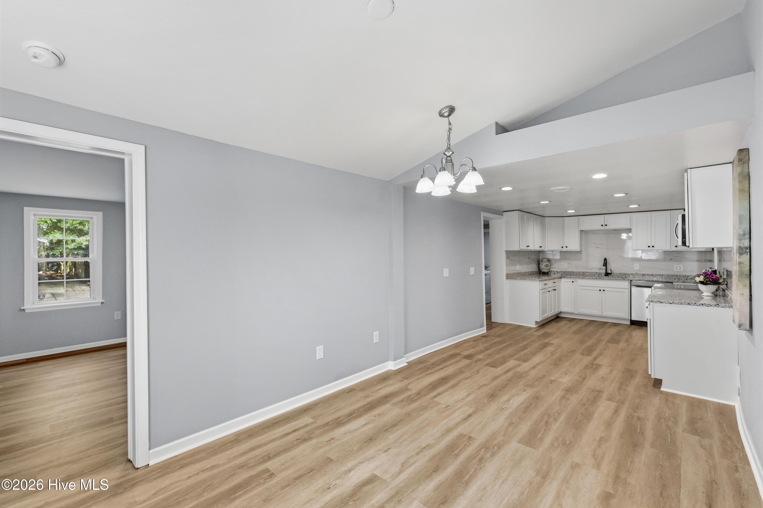 210 Rutledge Drive Property Photo 16