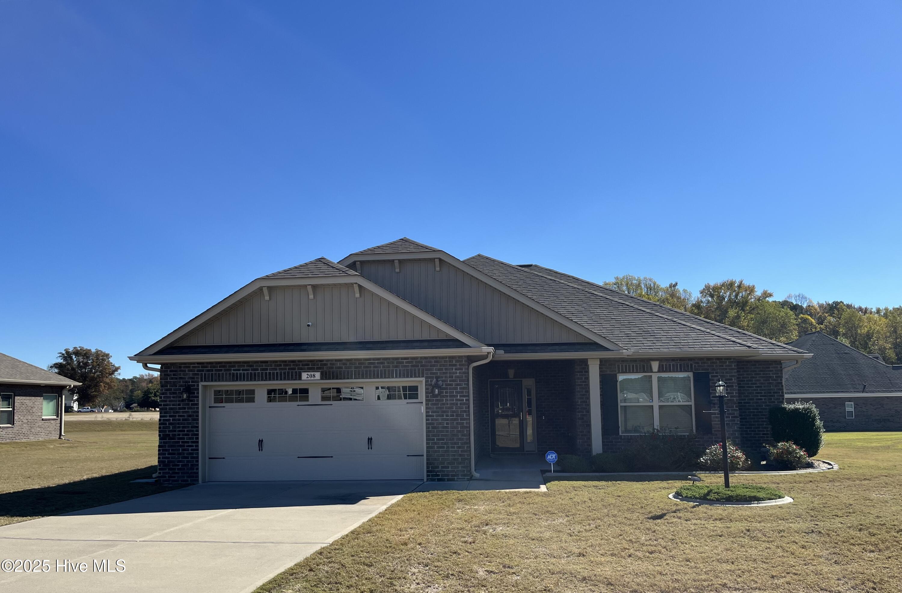208 S Merganser Drive Property Photo 1