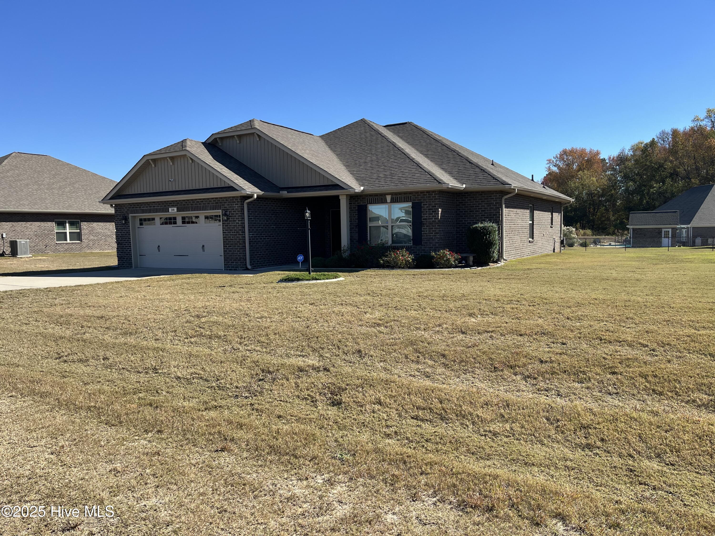 208 S Merganser Drive Property Photo 3