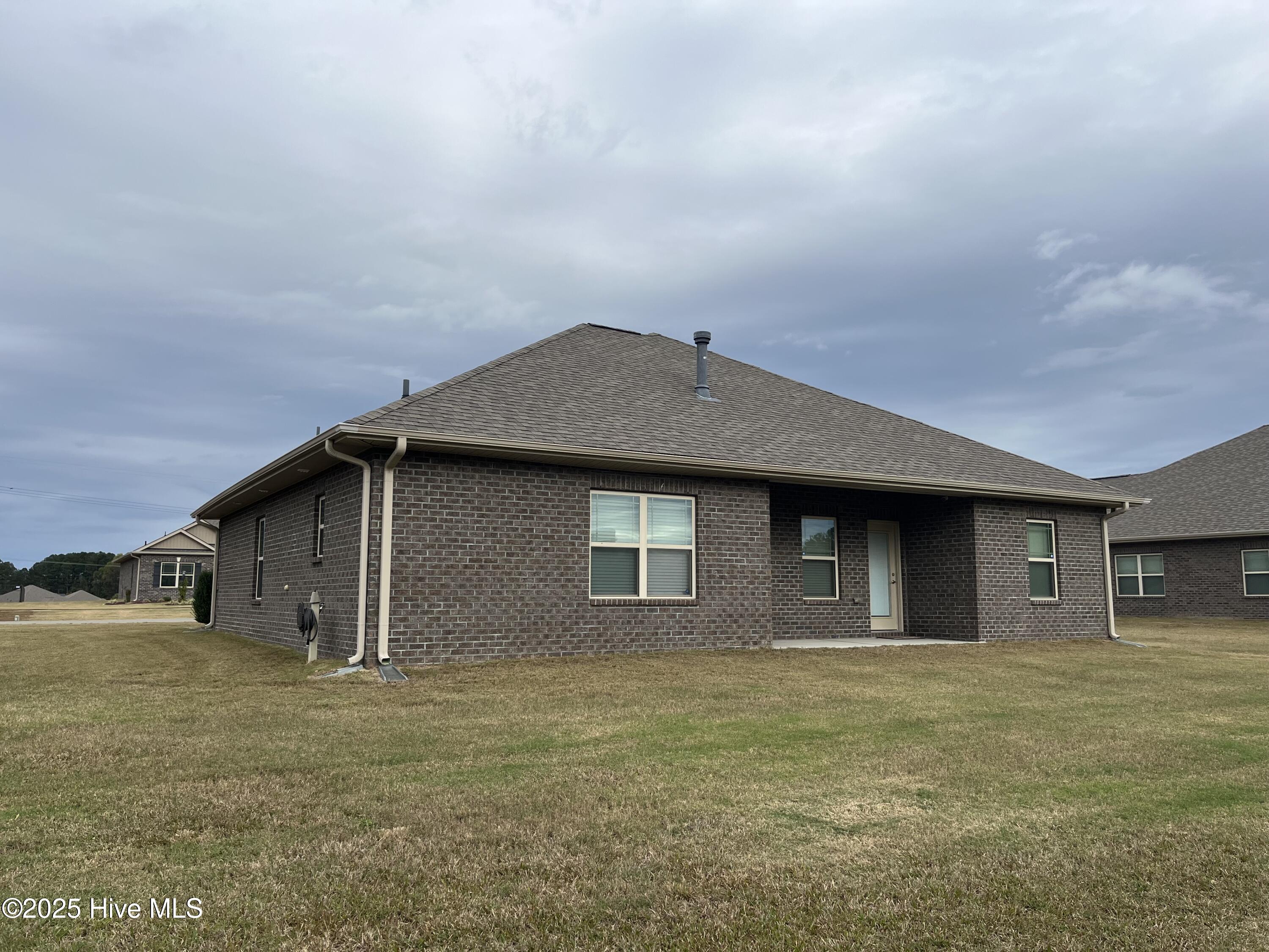 208 S Merganser Drive Property Photo 5