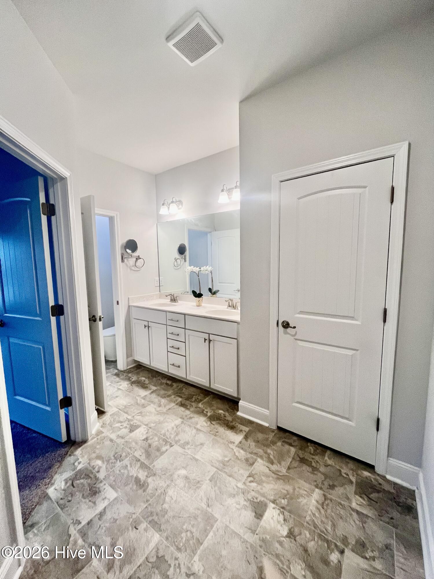 208 S Merganser Drive Property Photo 35