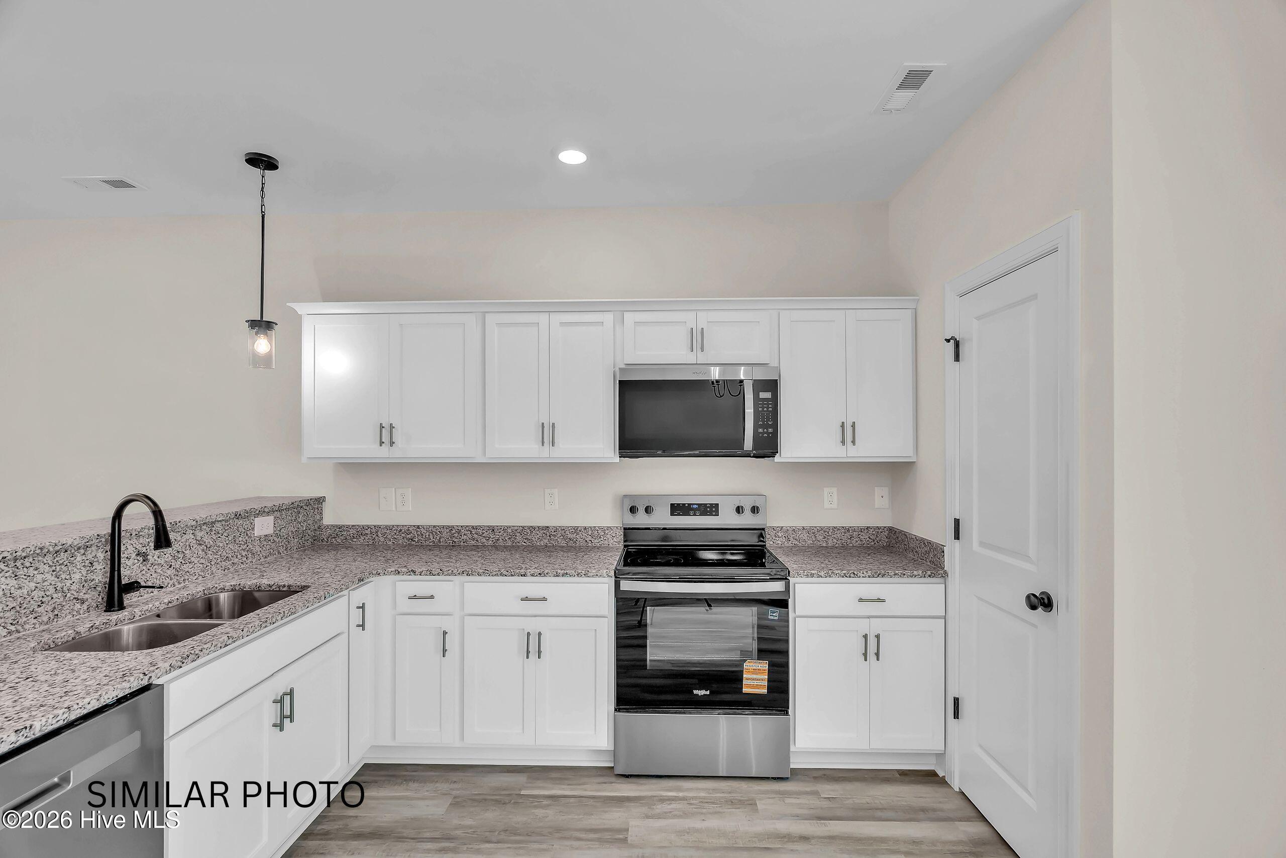 711 Cross Bridge Way Lot #24 Property Photo 7