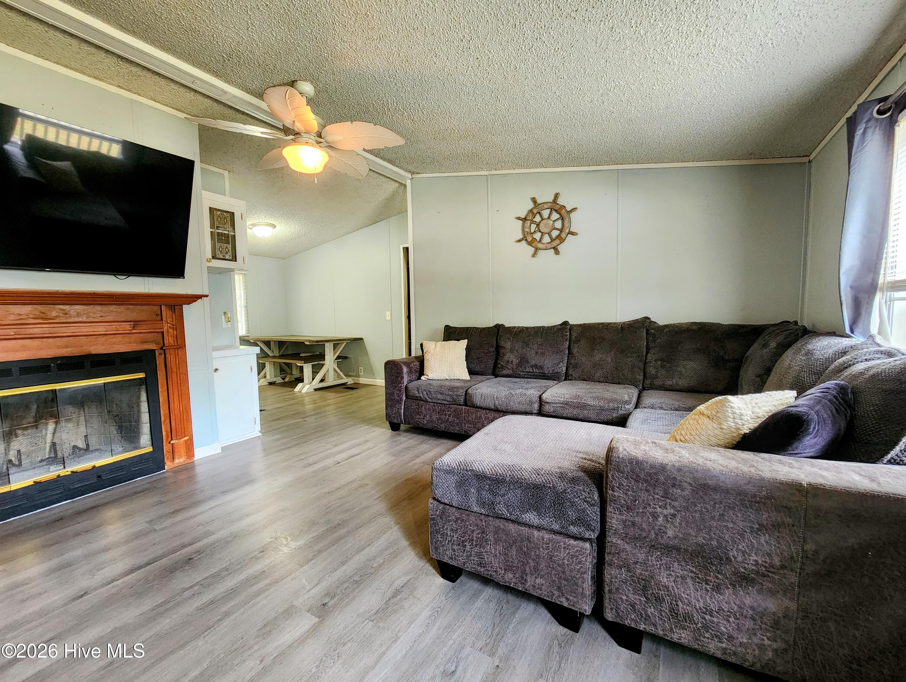 623 Sandy Bluff Drive Sw Property Photo 2
