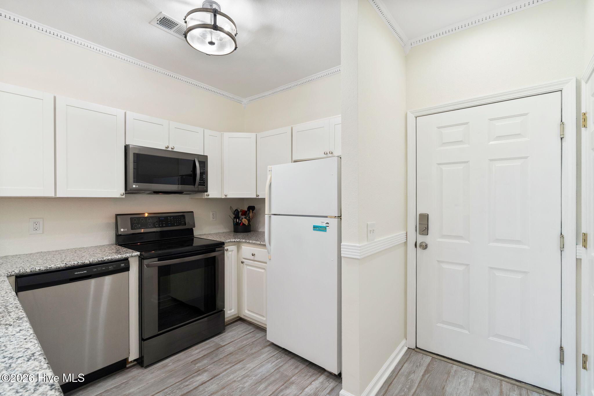 870 Great Egret Circle Sw # 6 Property Photo 7