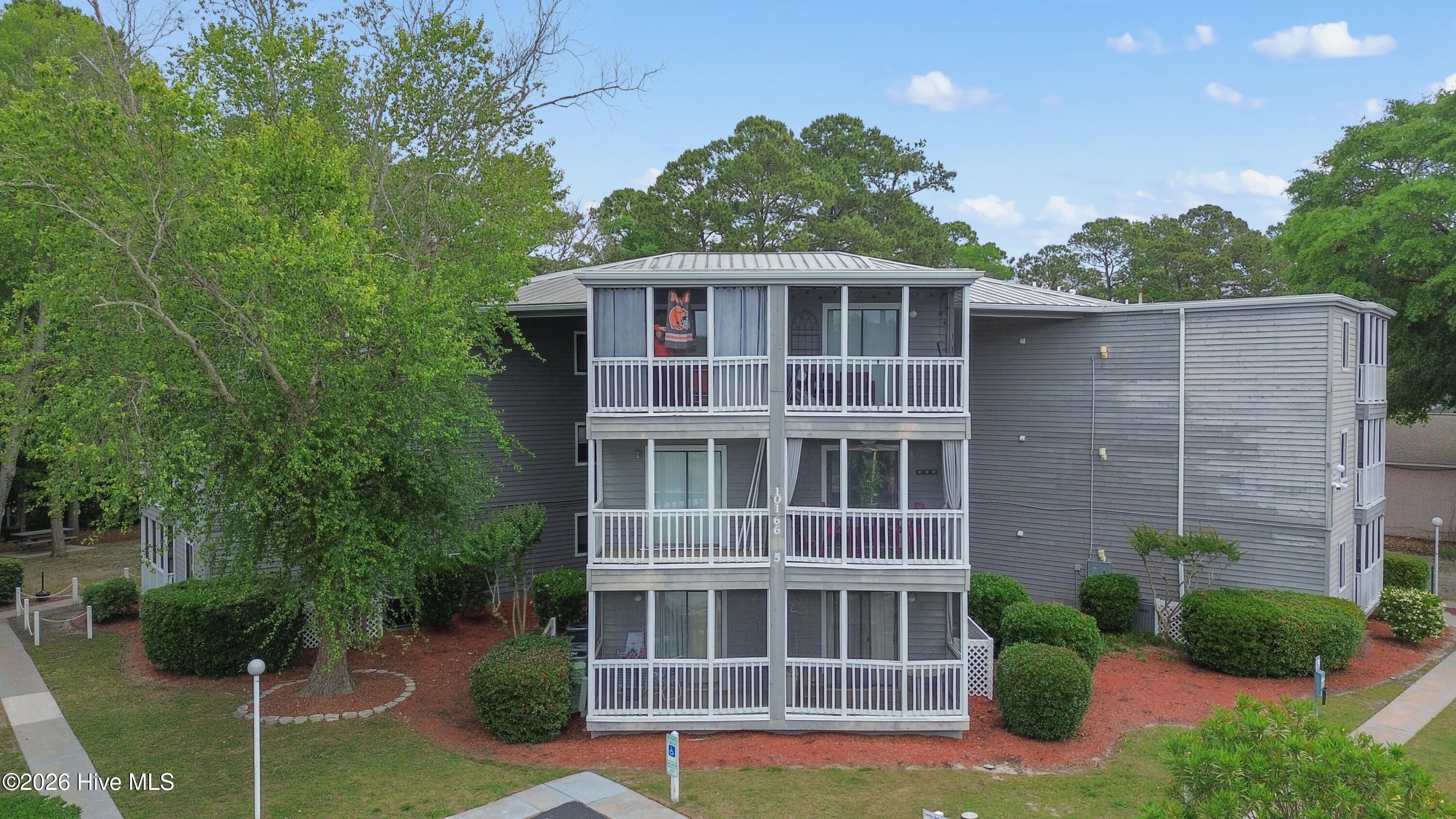 10166 Beach Drive Sw Unit 5304 Property Photo 23
