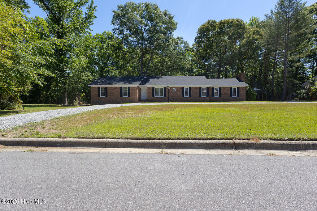 503 Castleton Drive Property Photo 2