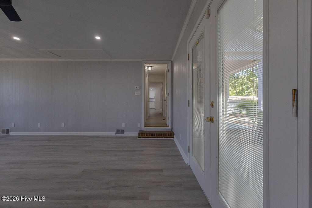 503 Castleton Drive Property Photo 13