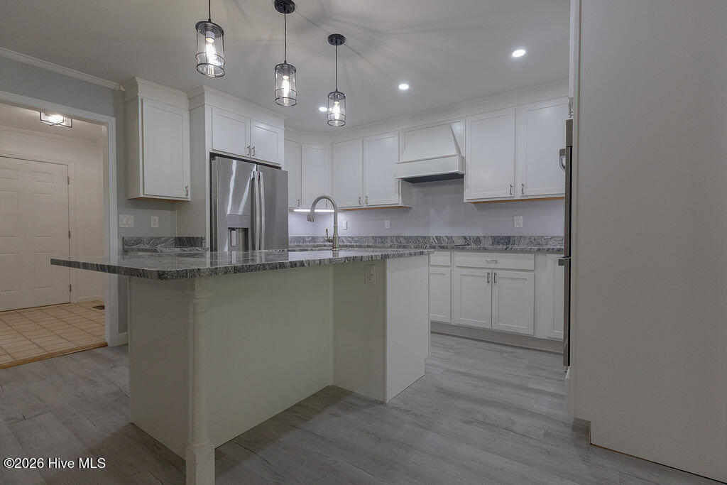 503 Castleton Drive Property Photo 16